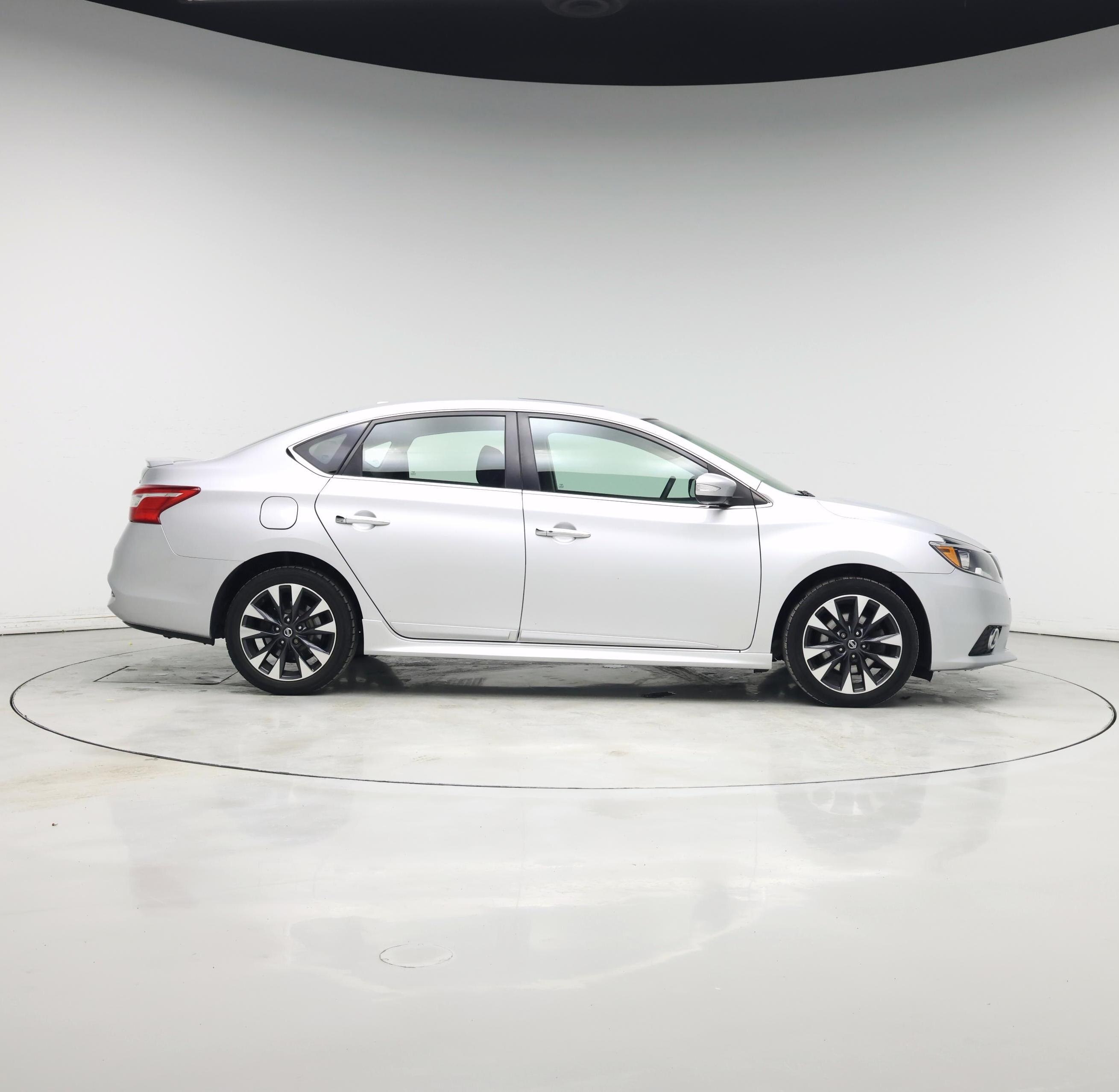 Thumbnail: 2018 Nissan Sentra - 7