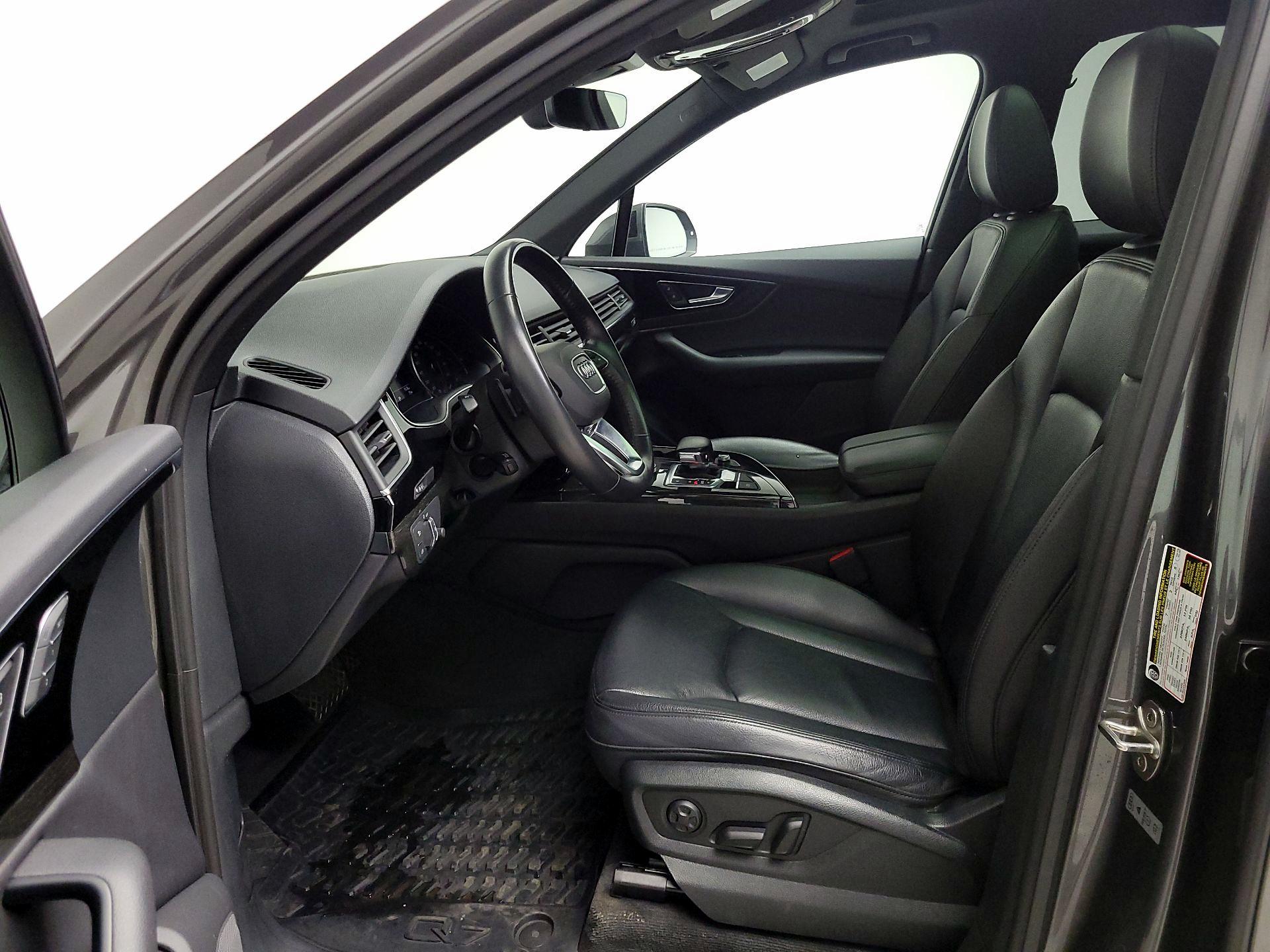 Thumbnail: 2019 Audi Q7 - 11