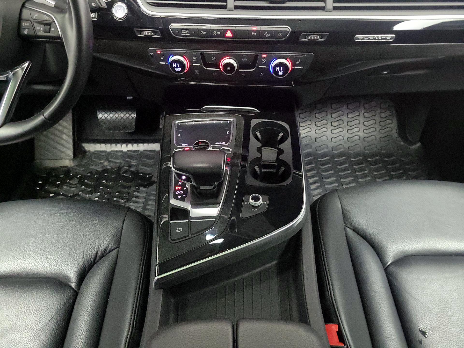 Thumbnail: 2019 Audi Q7 - 18