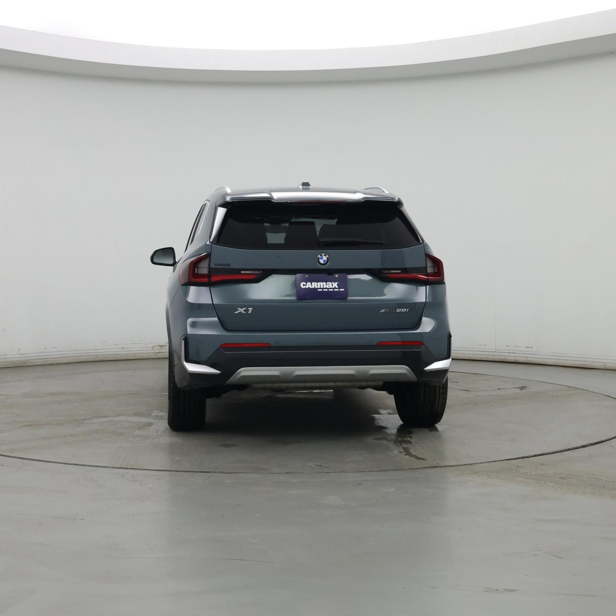 Thumbnail: 2023 BMW X1 - 6