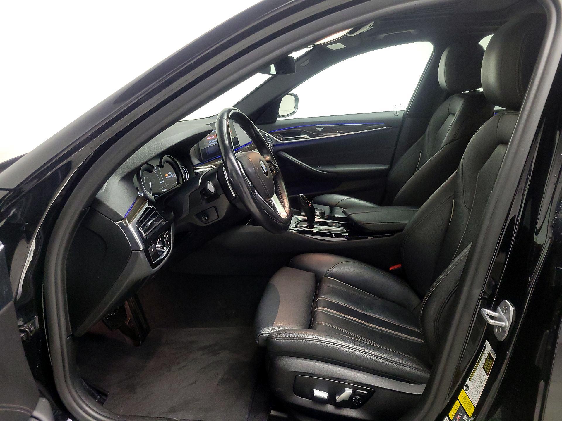 Thumbnail: 2018 BMW 5 Series - 11