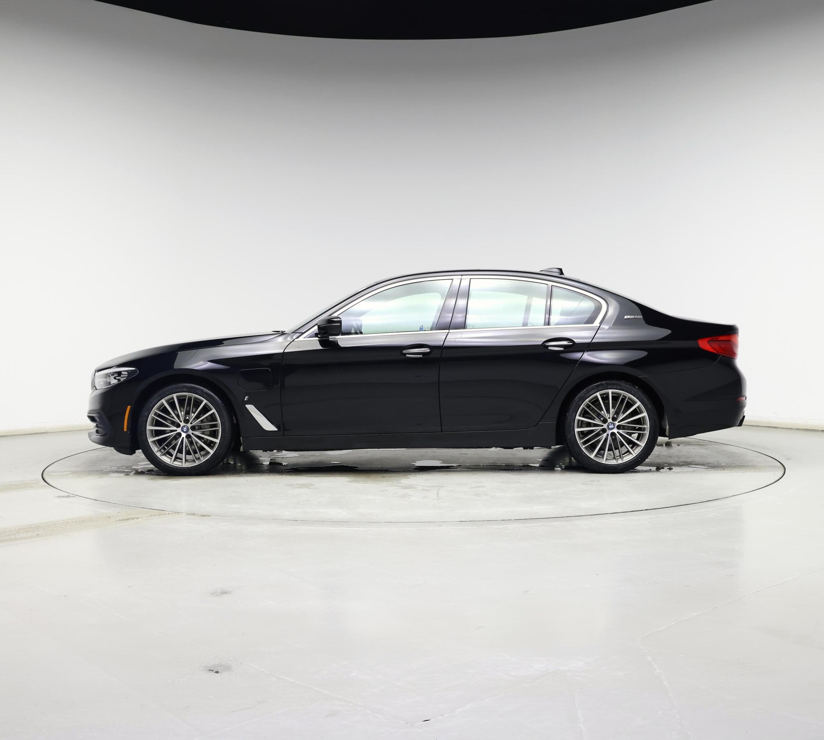 Thumbnail: 2018 BMW 5 Series - 3