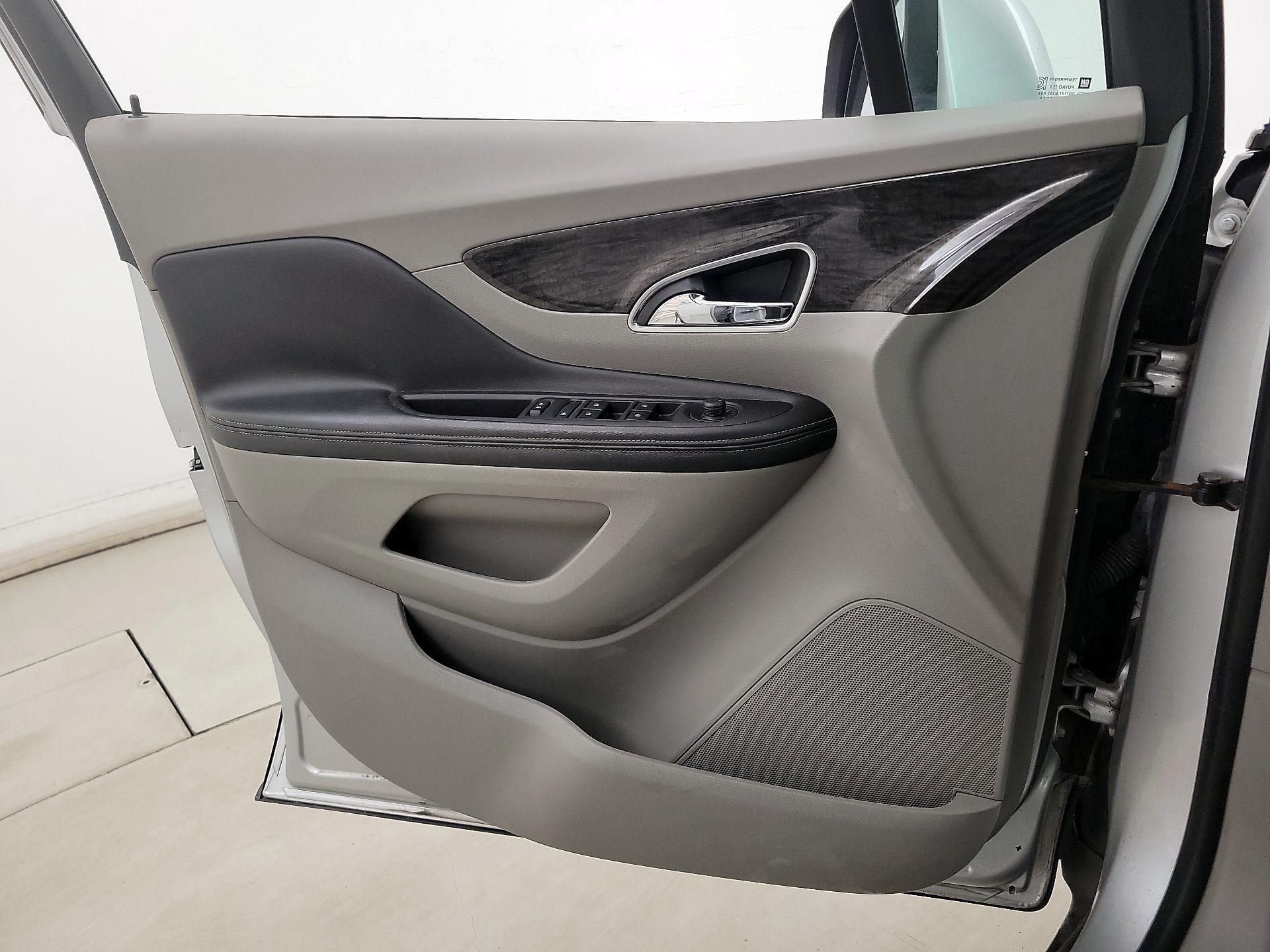 Thumbnail: 2015 Buick Encore - 12