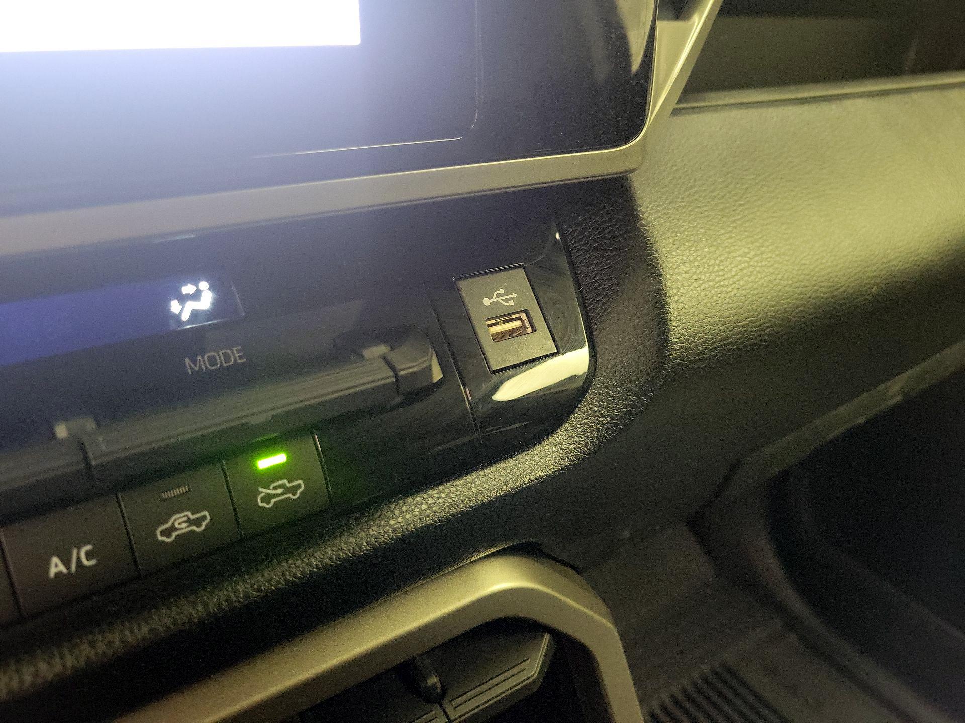 Thumbnail: 2025 Toyota Tundra - 19