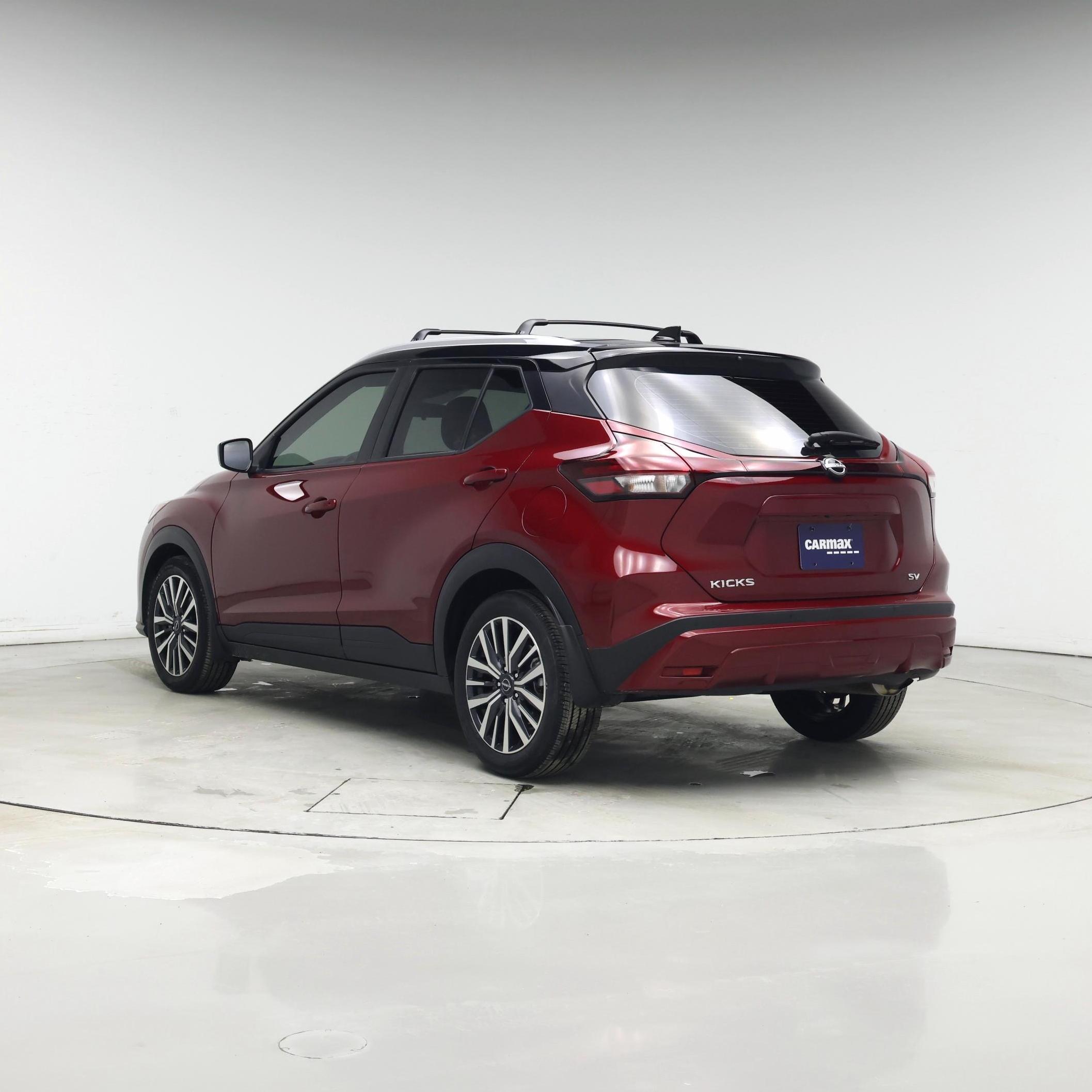 Thumbnail: 2023 Nissan Kicks - 2