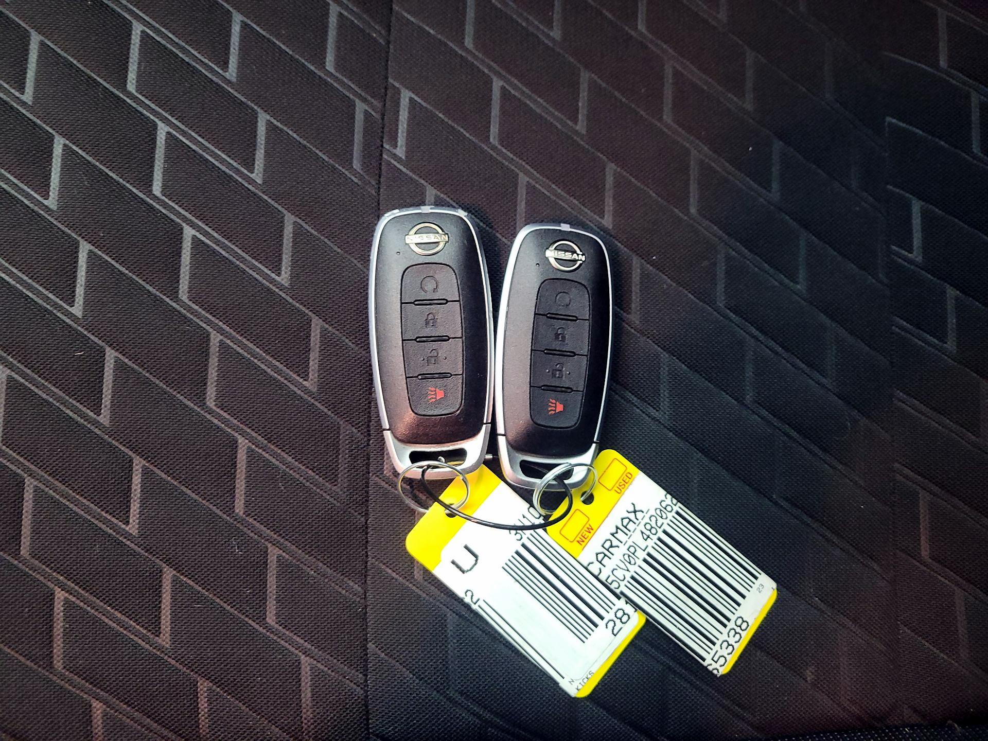 Thumbnail: 2023 Nissan Kicks - 20