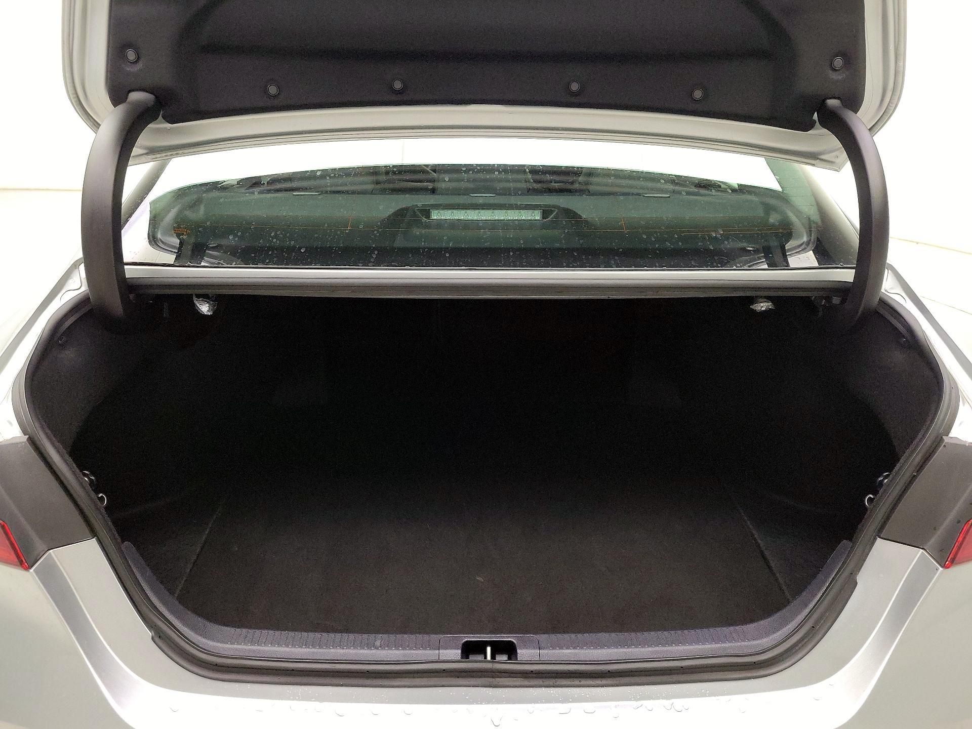 Thumbnail: 2024 Toyota Camry - 20