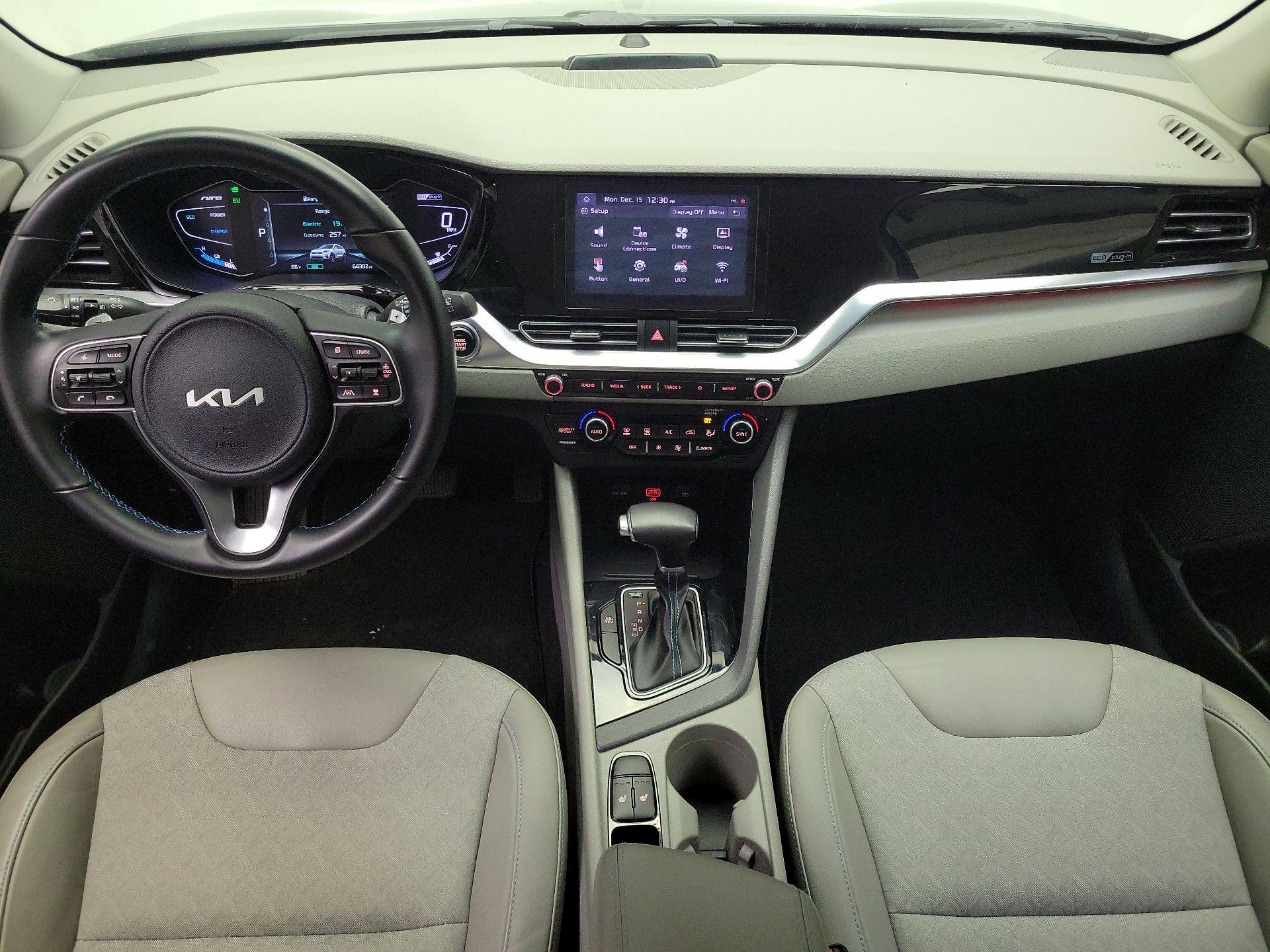 Thumbnail: 2022 Kia Niro - 9