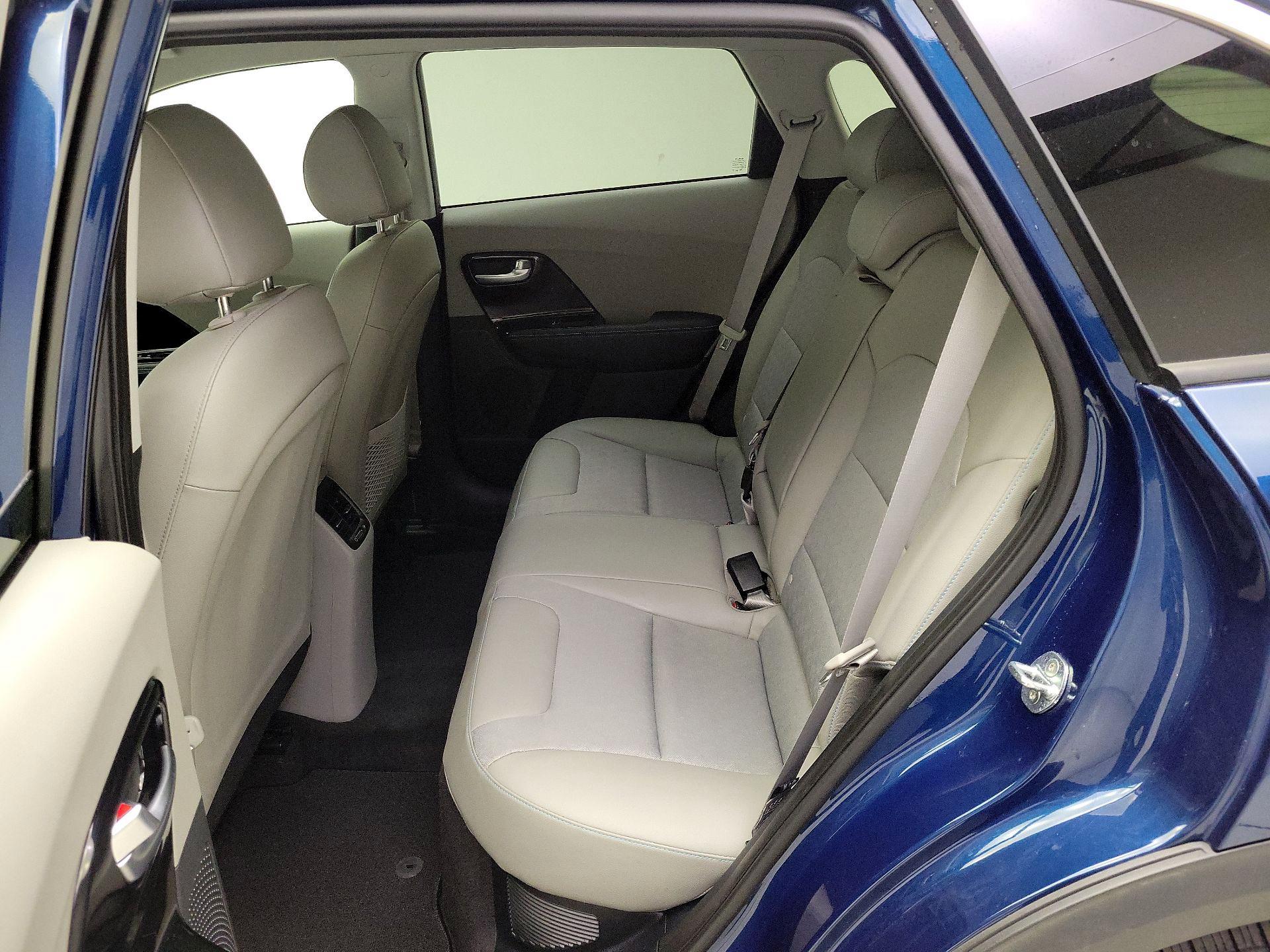 Thumbnail: 2022 Kia Niro - 19