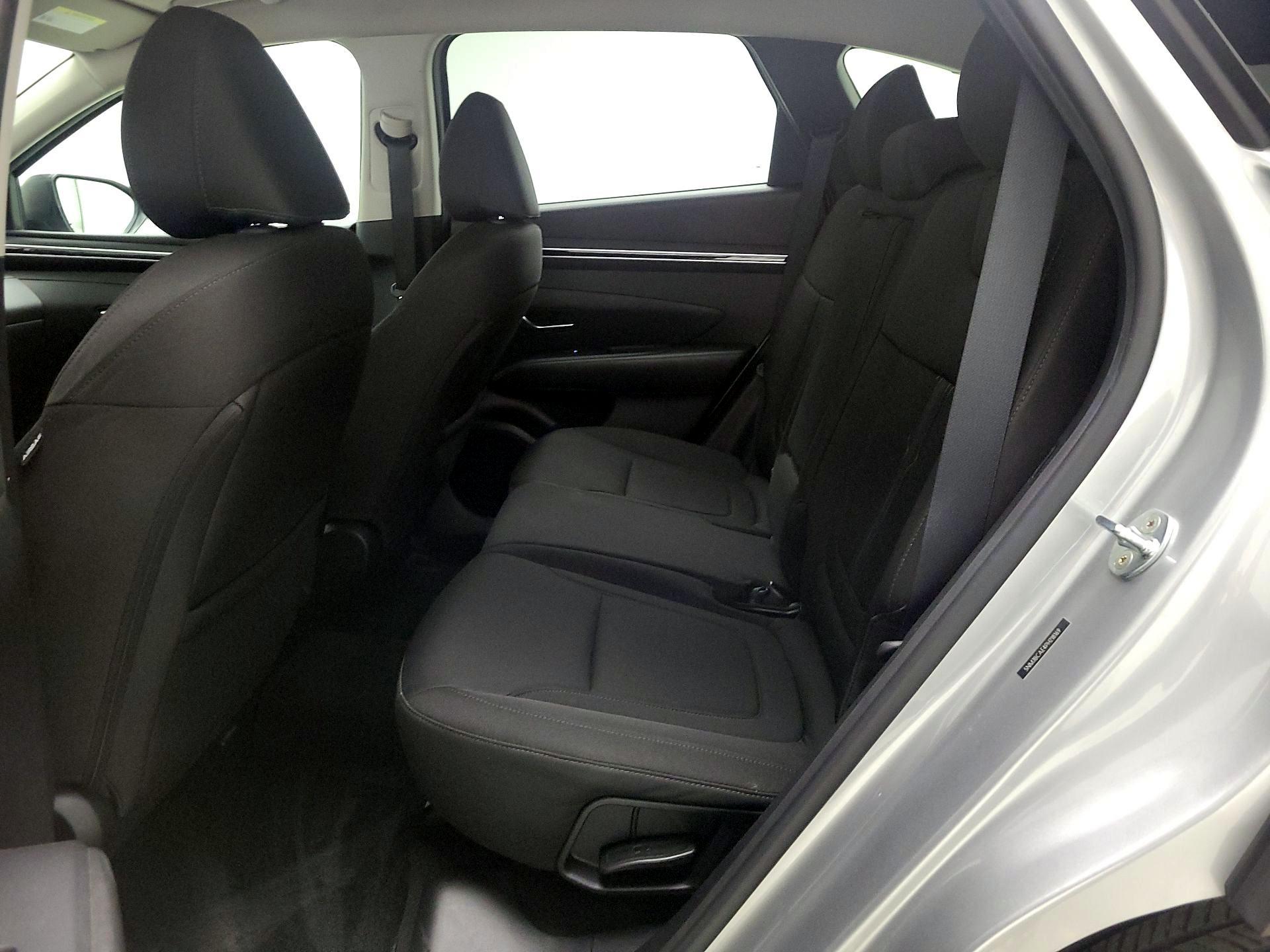 Thumbnail: 2023 Hyundai Tucson - 19