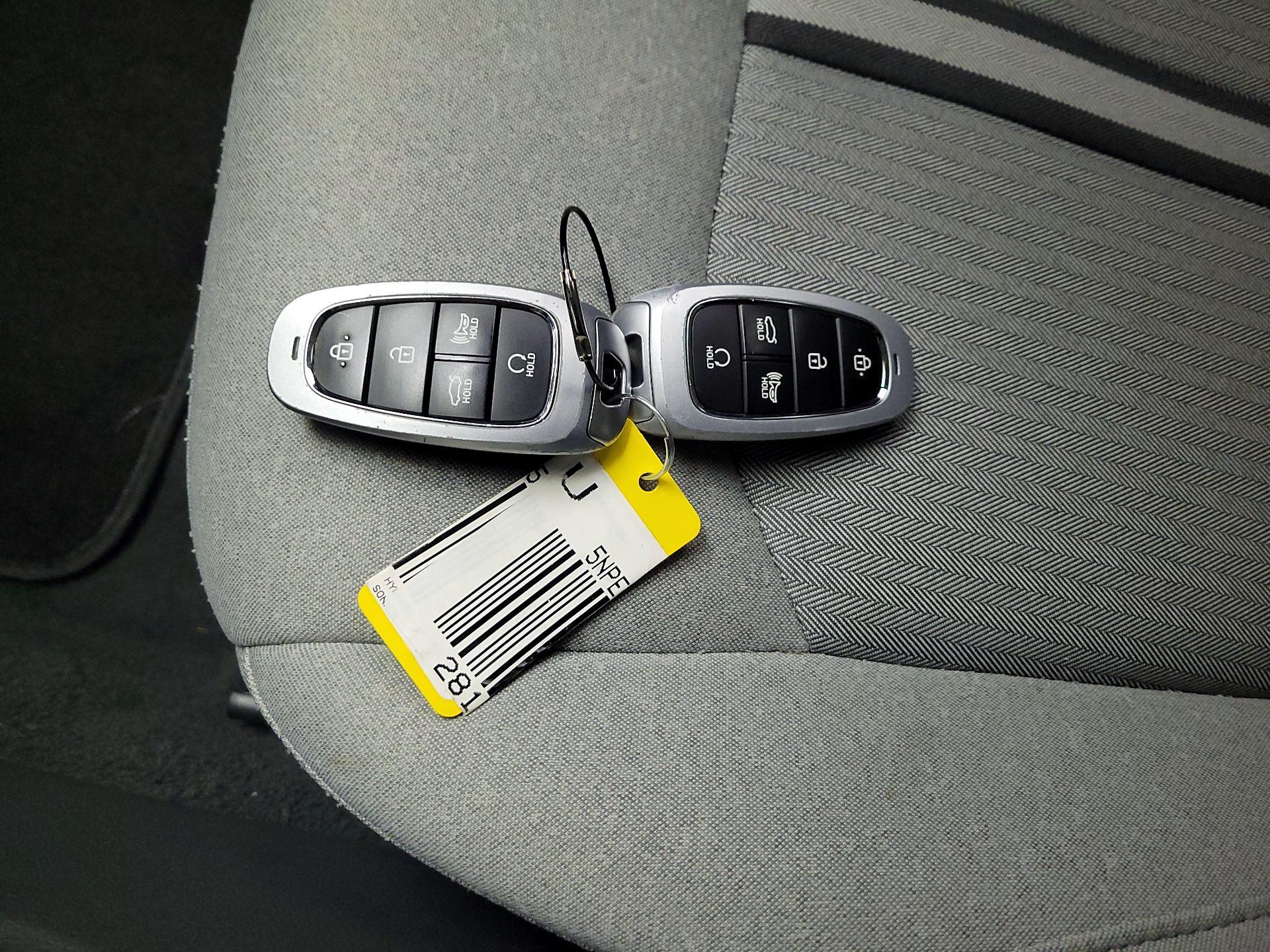 Thumbnail: 2021 Hyundai Sonata - 18