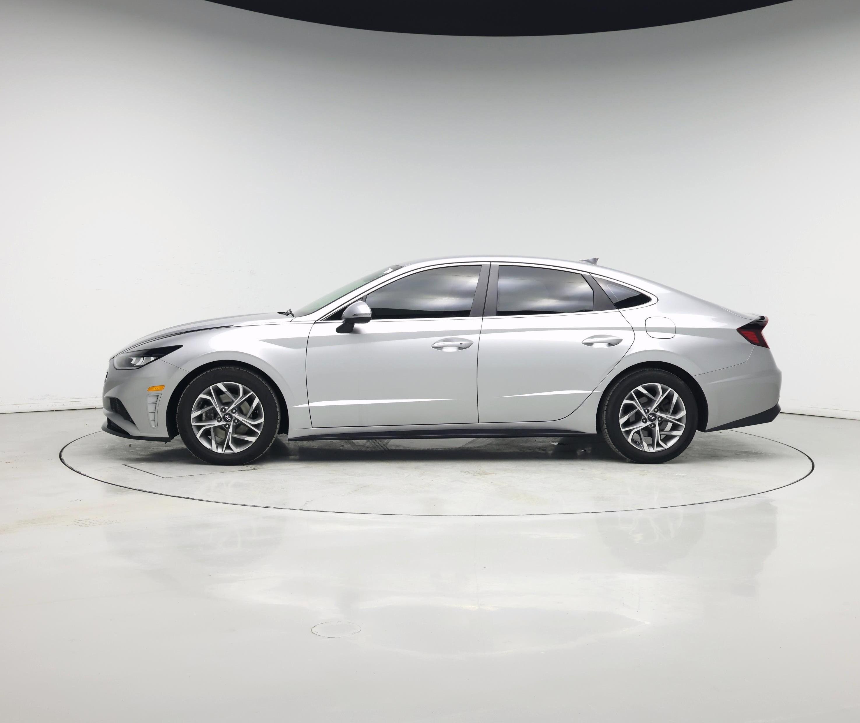 Thumbnail: 2021 Hyundai Sonata - 3