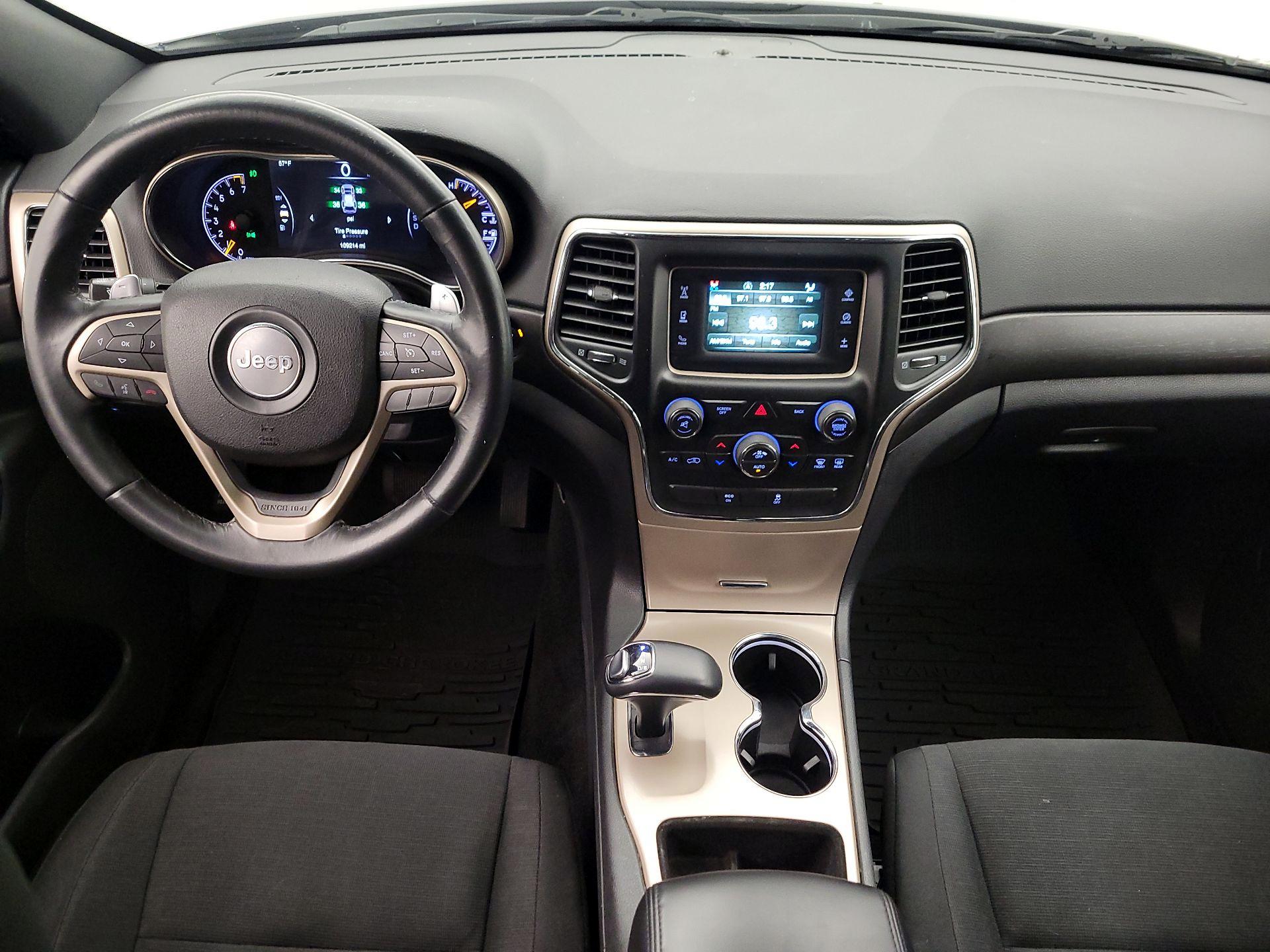 Thumbnail: 2015 Jeep Grand Cherokee - 9