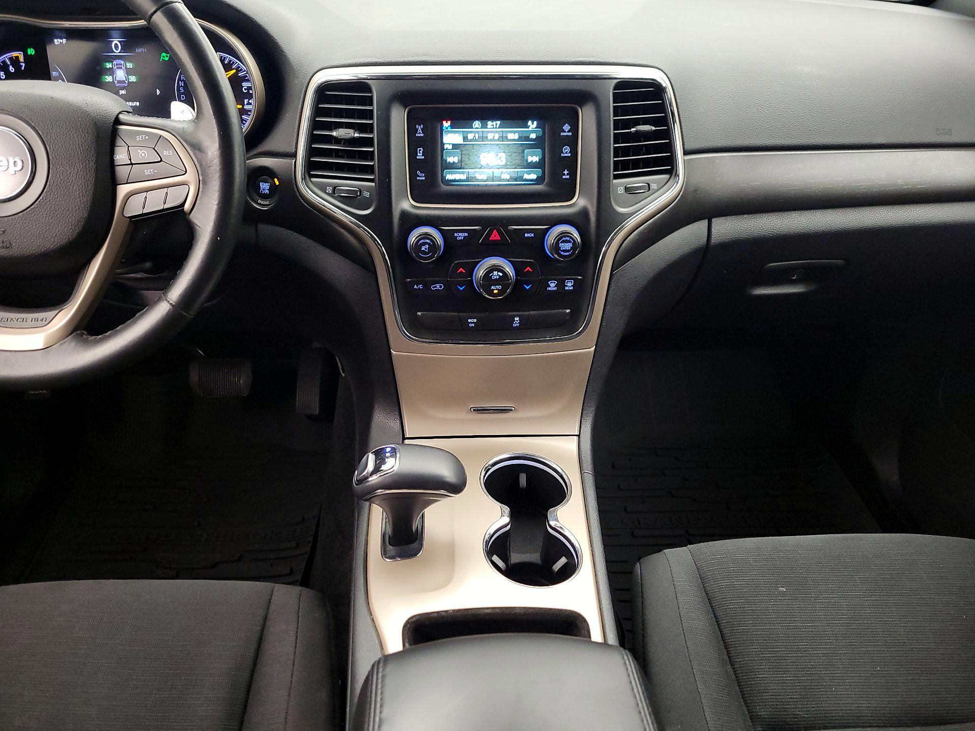 Thumbnail: 2015 Jeep Grand Cherokee - 16