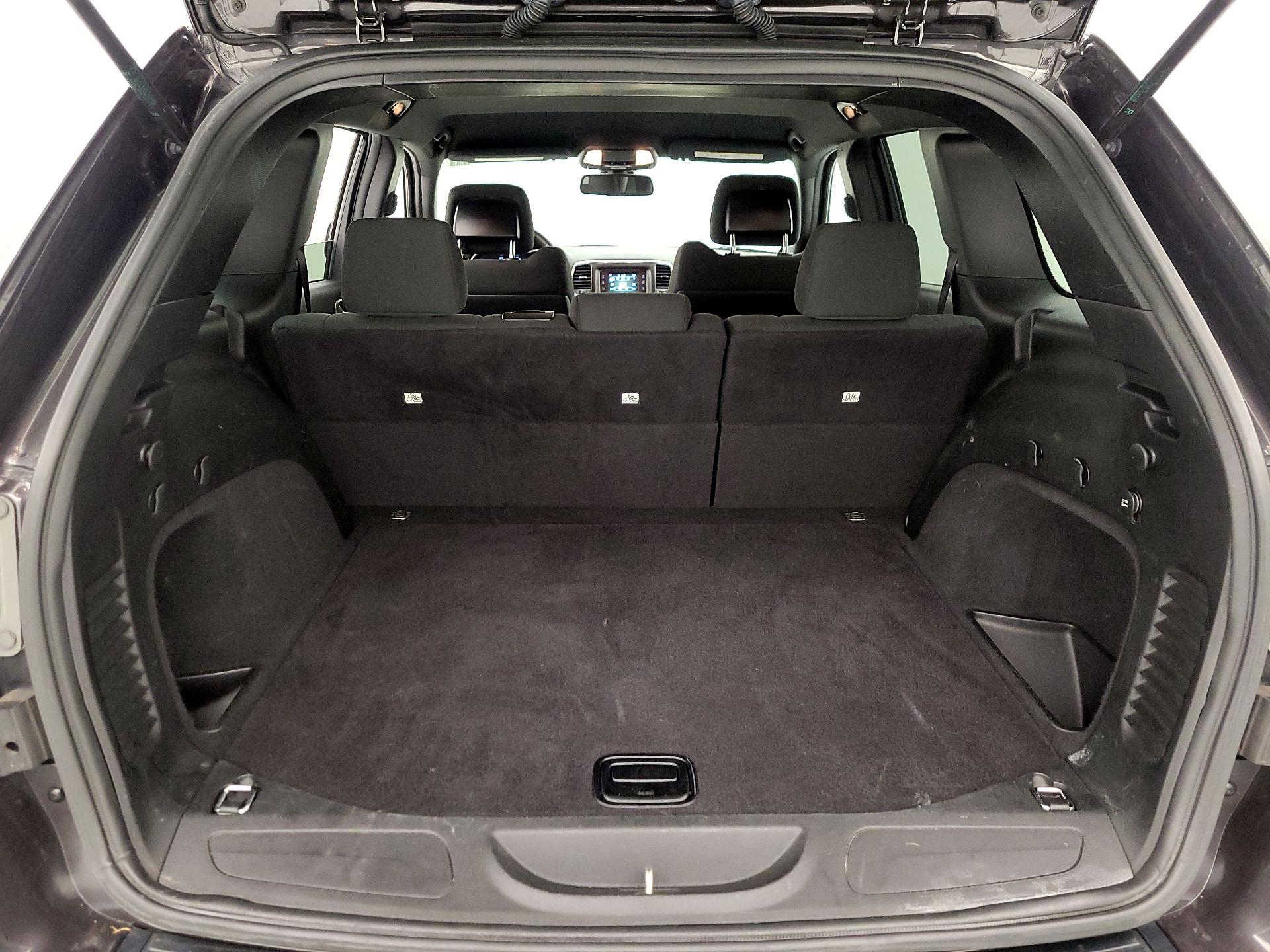 Thumbnail: 2015 Jeep Grand Cherokee - 19