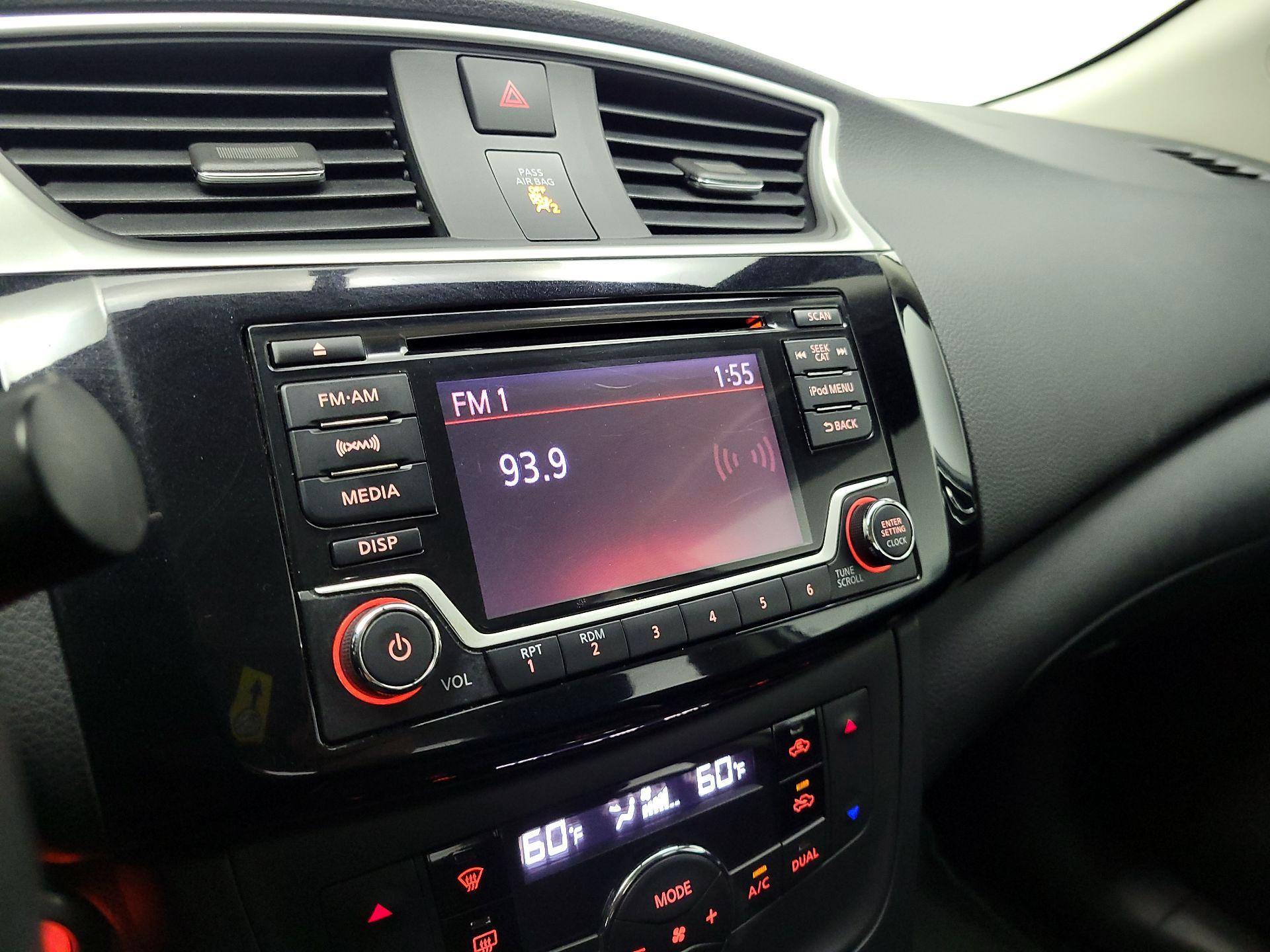 Thumbnail: 2018 Nissan Sentra - 15