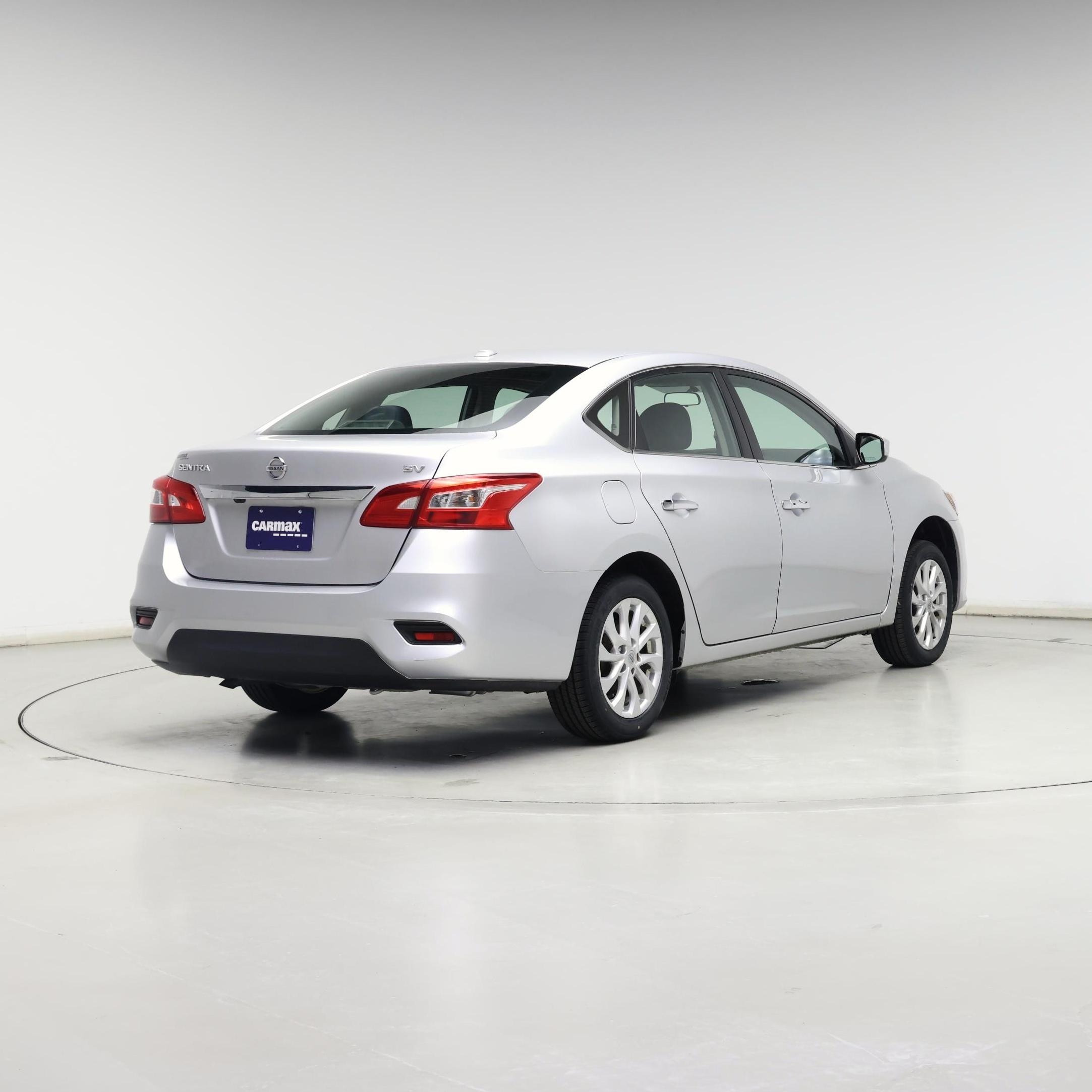 Thumbnail: 2018 Nissan Sentra - 8