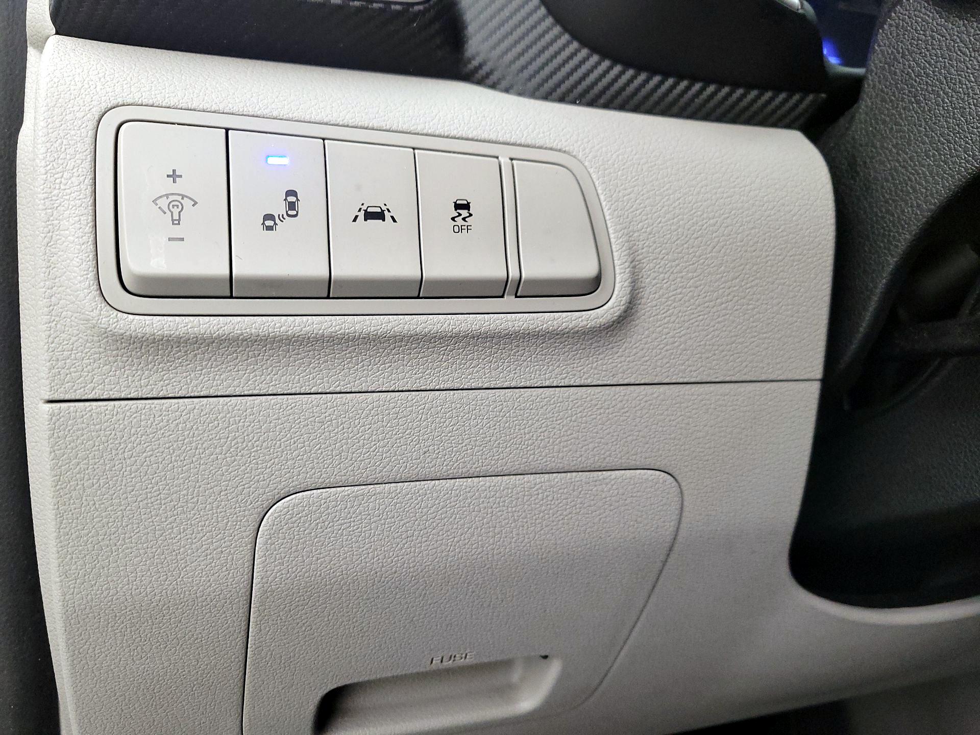 Thumbnail: 2020 Hyundai Tucson - 13