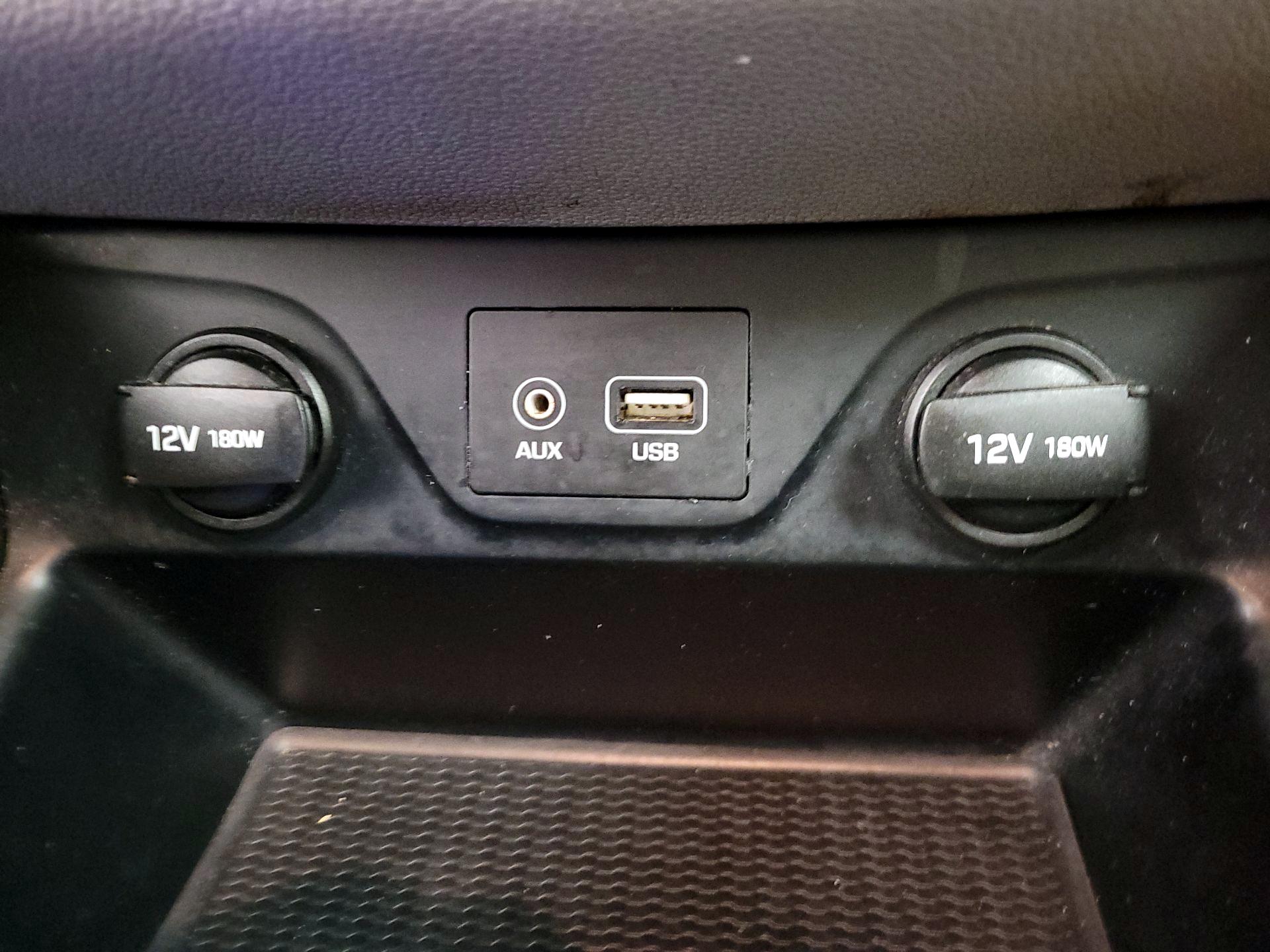 Thumbnail: 2020 Hyundai Tucson - 18