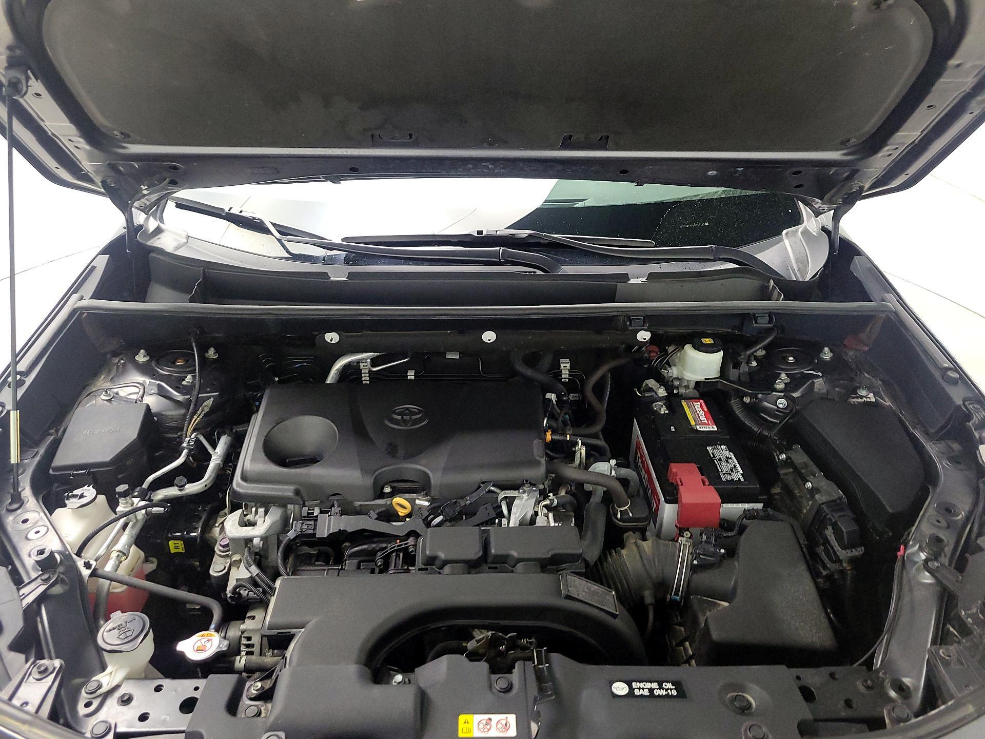 Thumbnail: 2020 Toyota RAV4 - 19