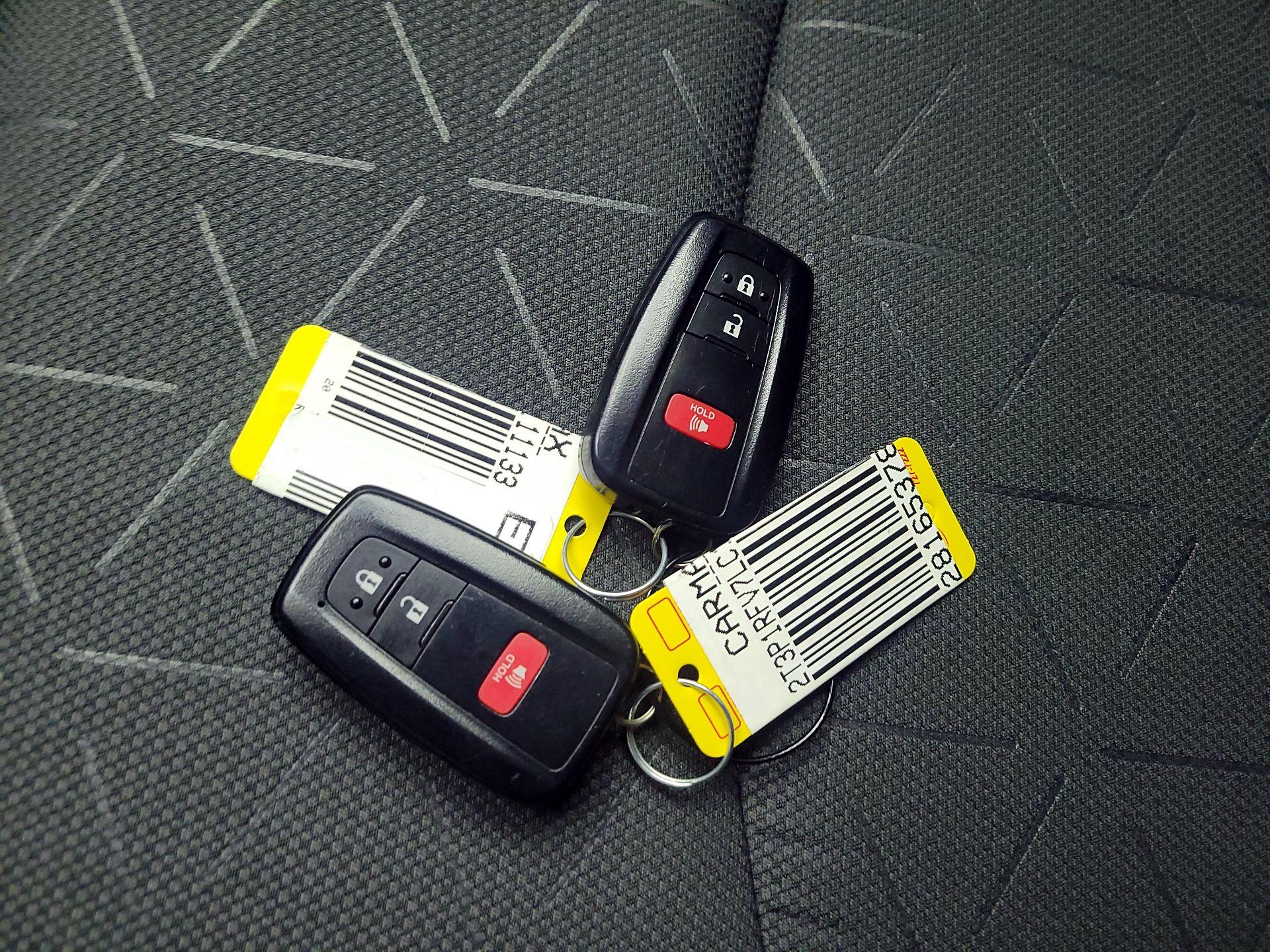 Thumbnail: 2020 Toyota RAV4 - 20