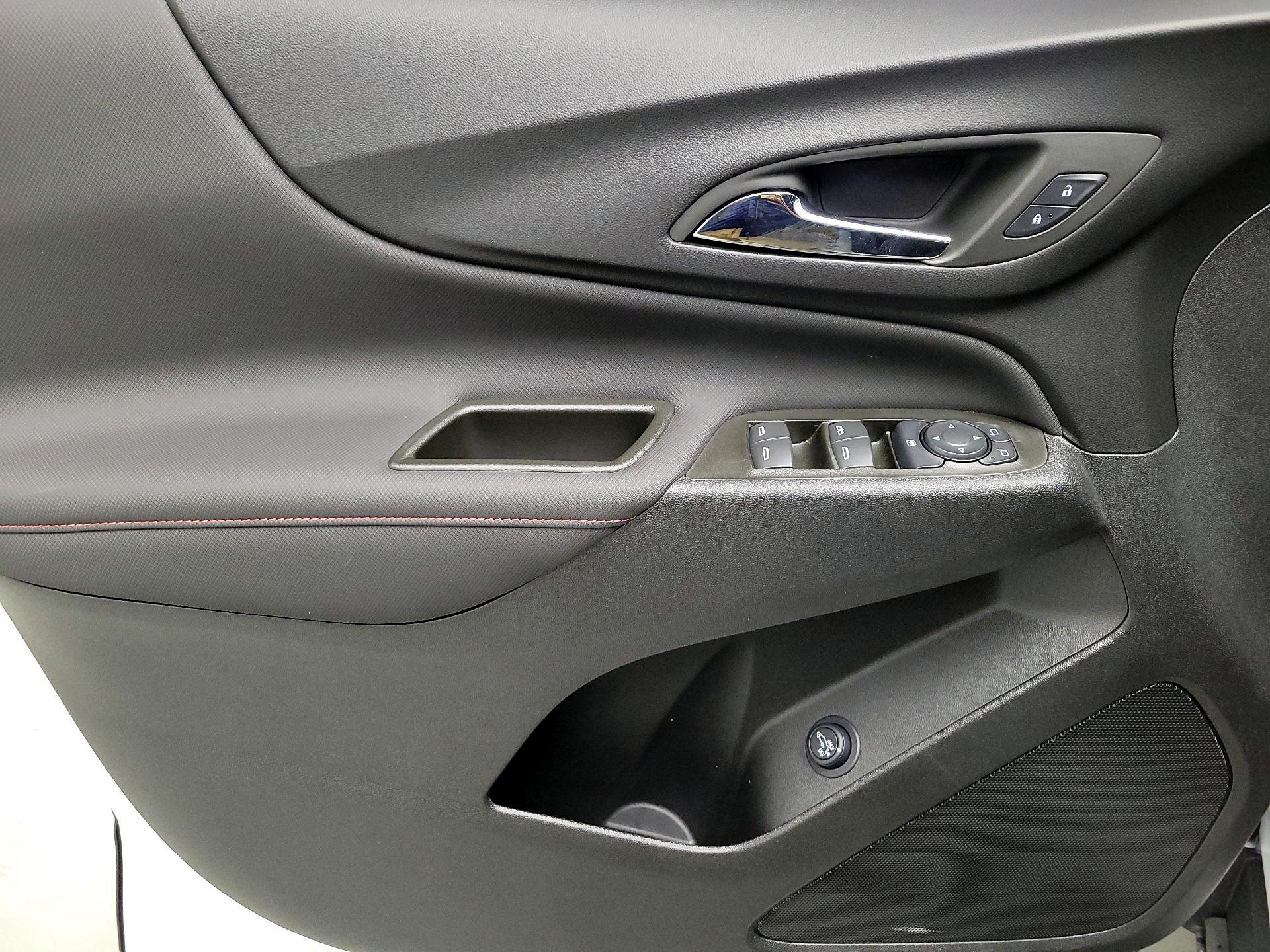 Thumbnail: 2024 Chevrolet Equinox - 12