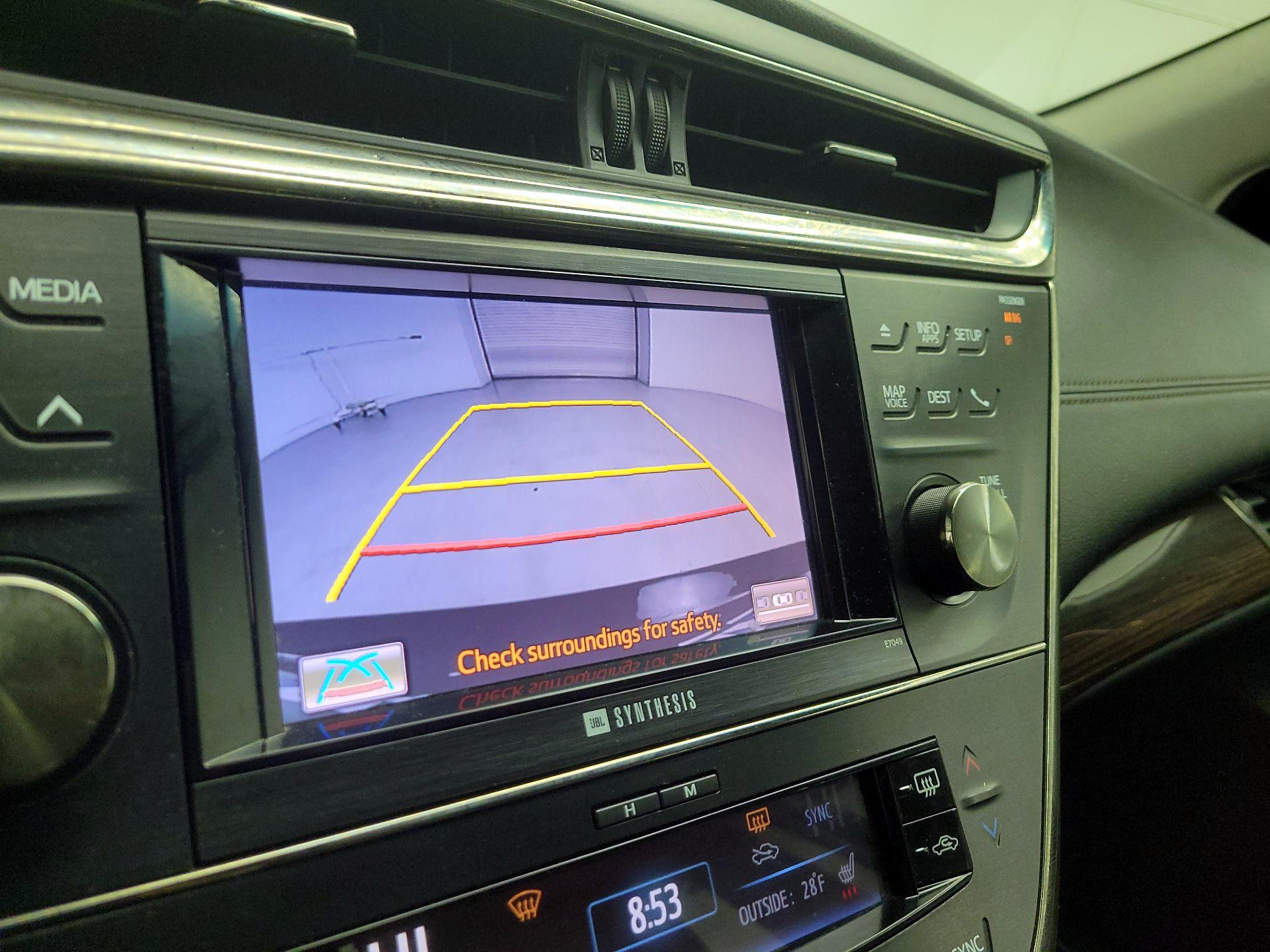 Thumbnail: 2014 Toyota Avalon - 14