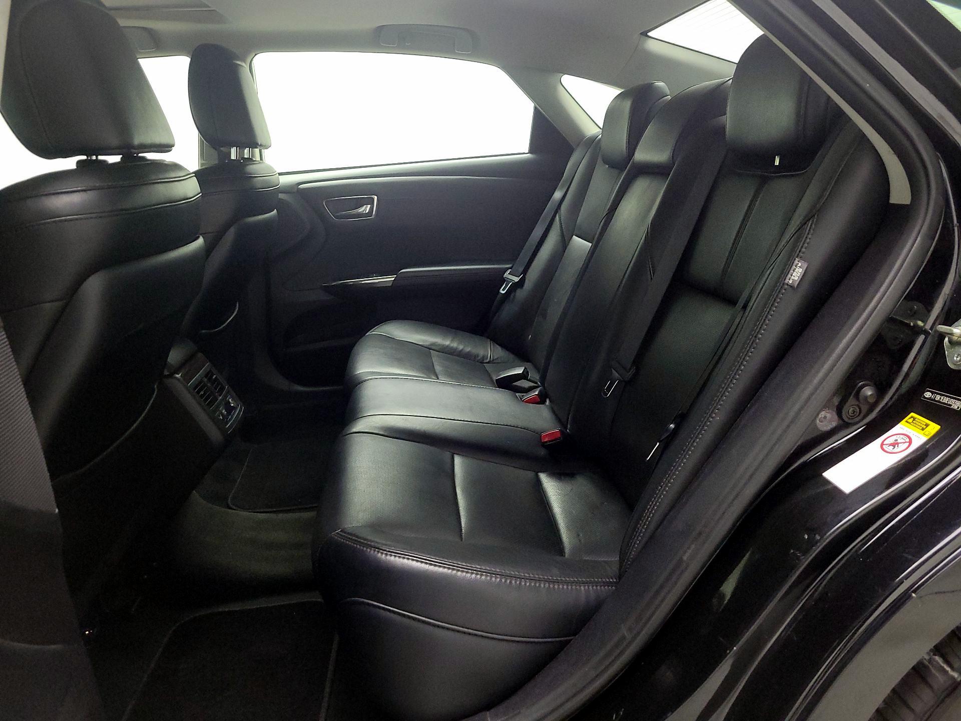 Thumbnail: 2014 Toyota Avalon - 18