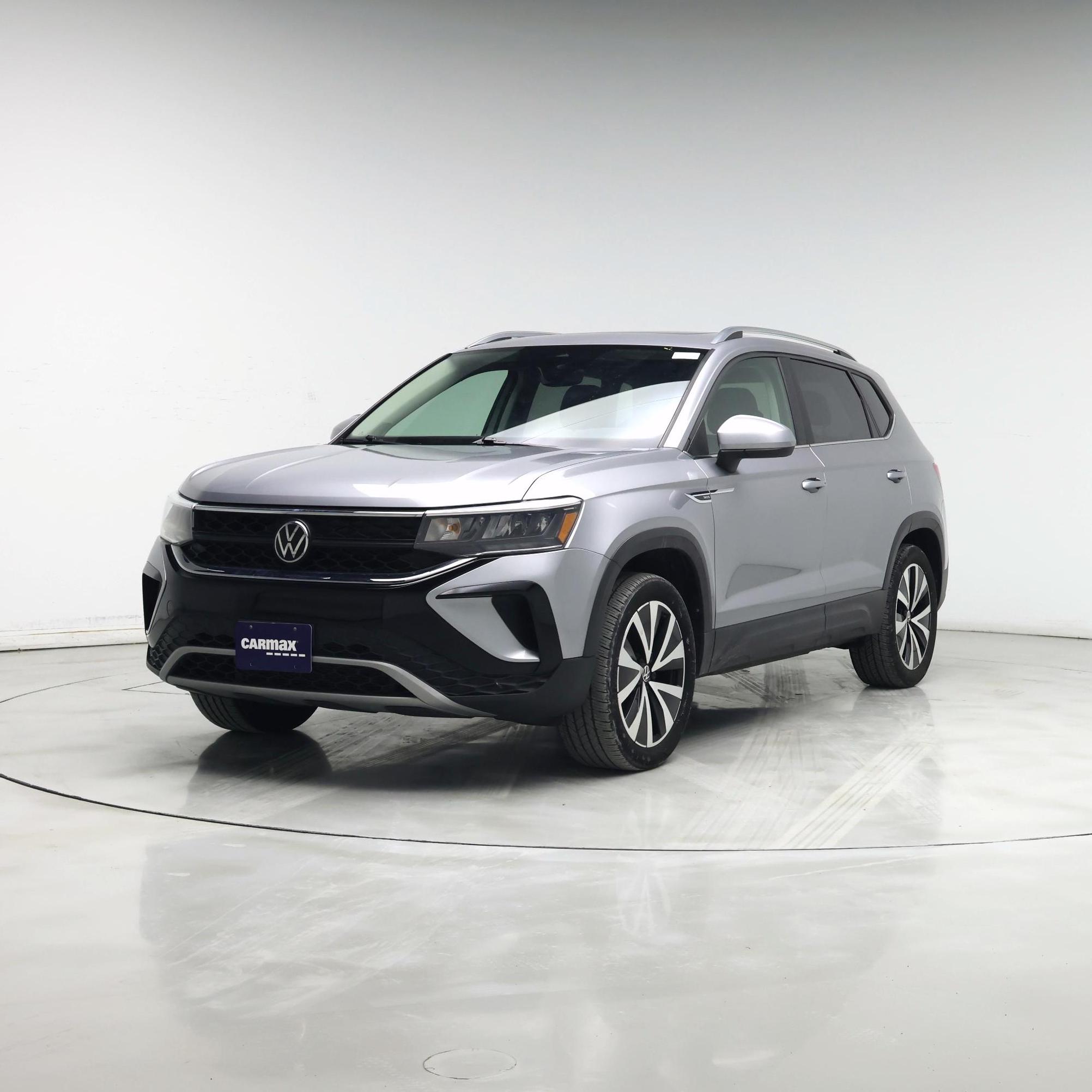 Thumbnail: 2023 Volkswagen Taos - 4