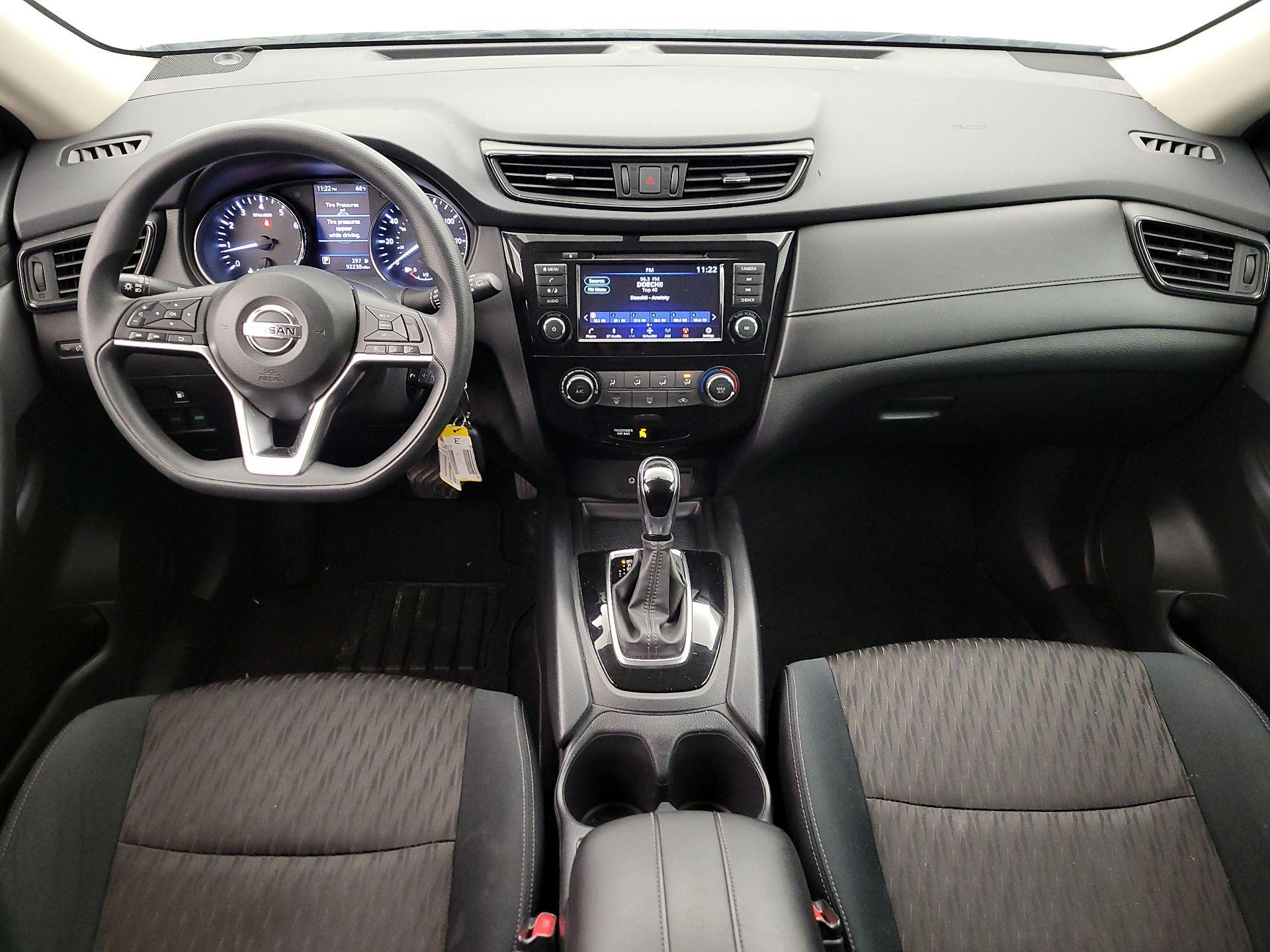 Thumbnail: 2018 Nissan Rogue - 9