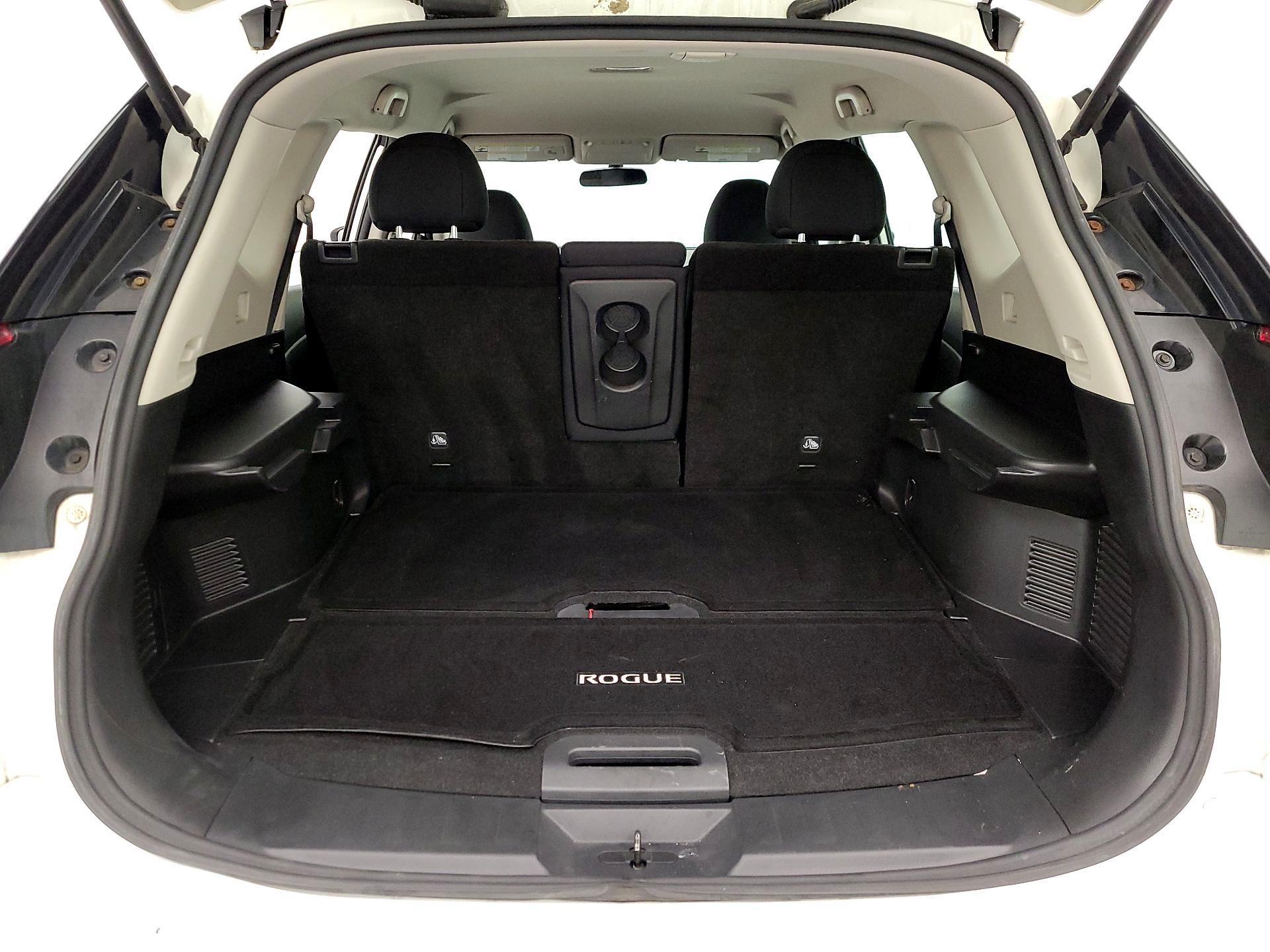 Thumbnail: 2018 Nissan Rogue - 20