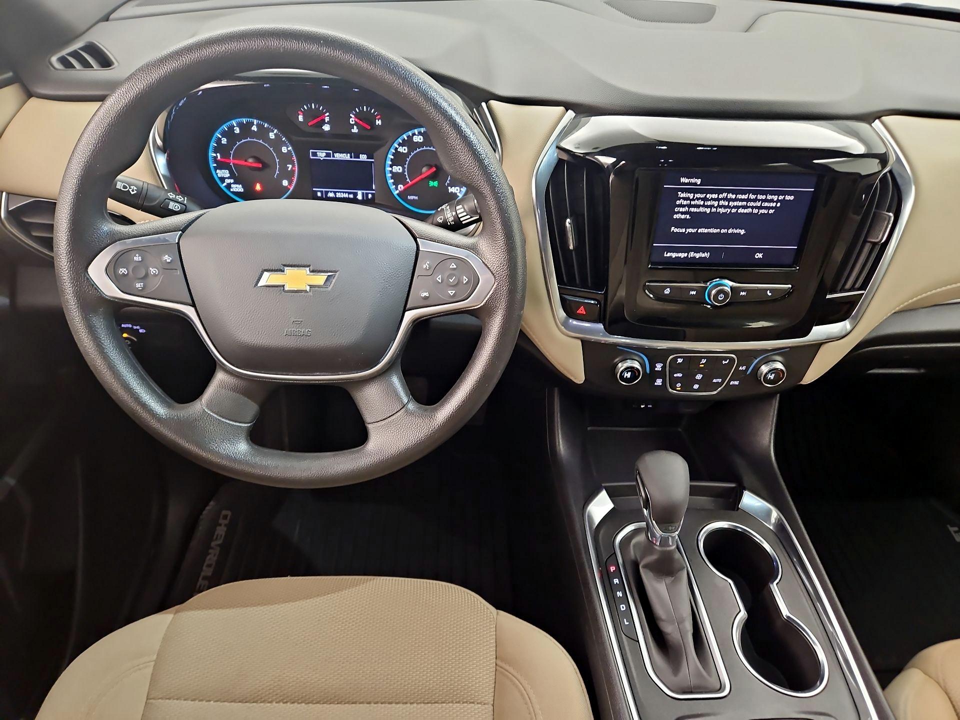 Thumbnail: 2023 Chevrolet Traverse - 9