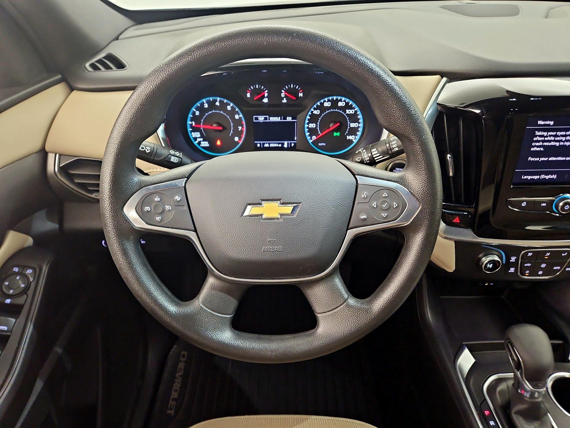 Thumbnail: 2023 Chevrolet Traverse - 10