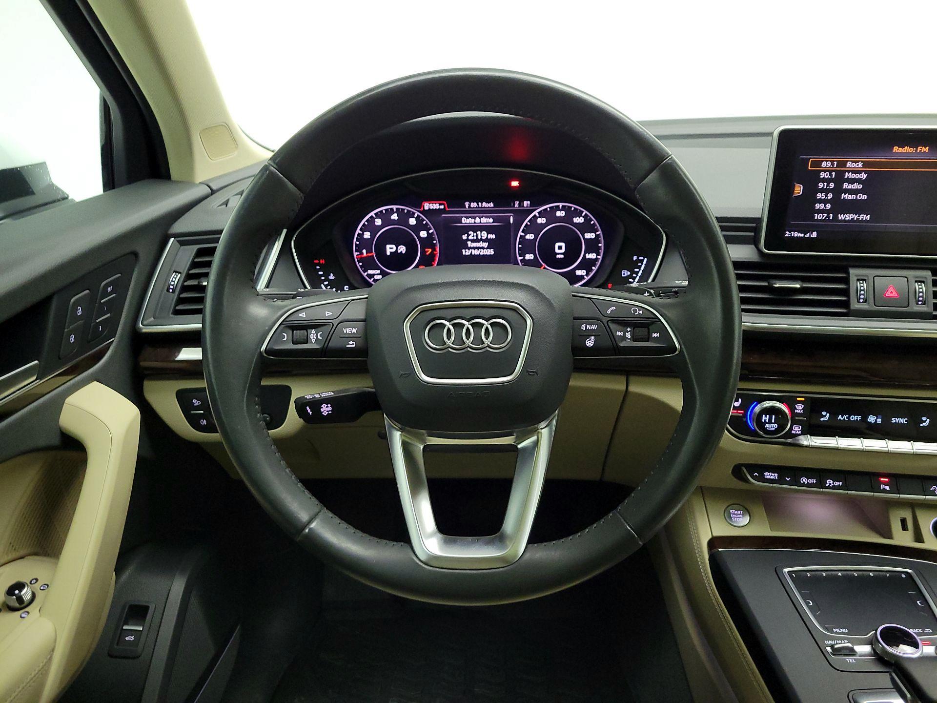 Thumbnail: 2019 Audi Q5 - 10