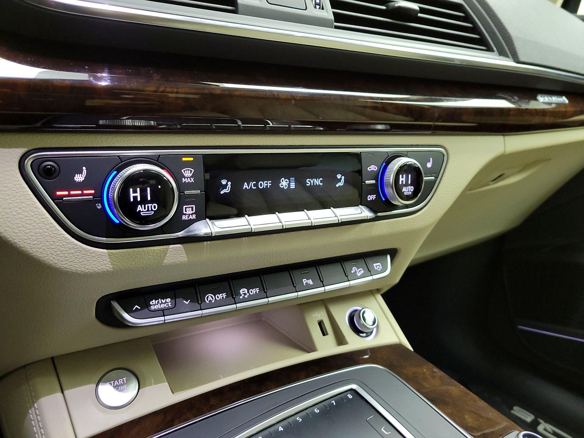 Thumbnail: 2019 Audi Q5 - 15