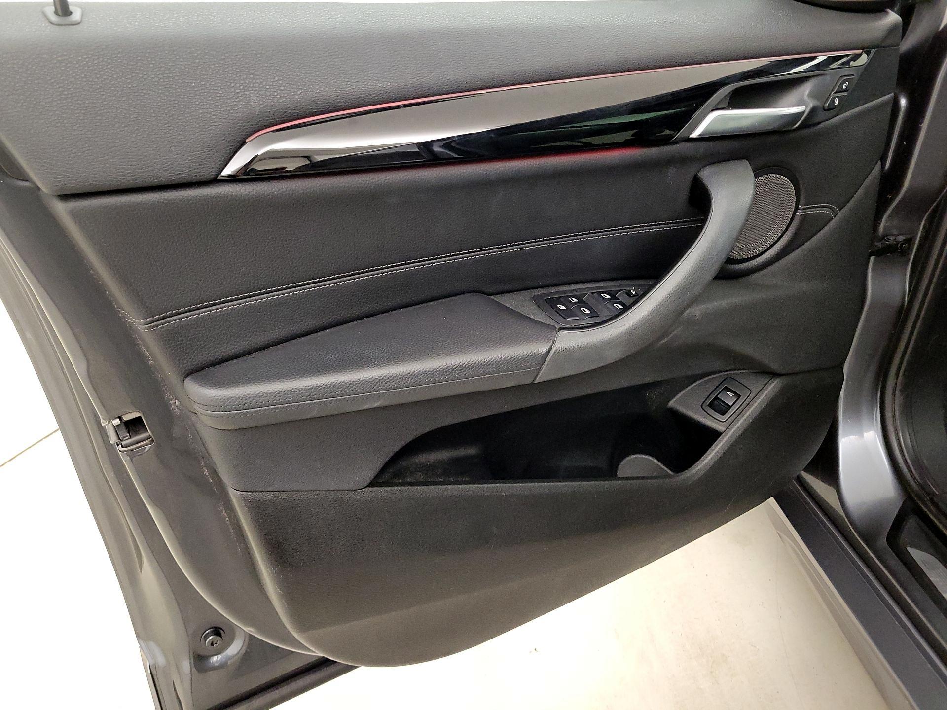 Thumbnail: 2018 BMW X2 - 12