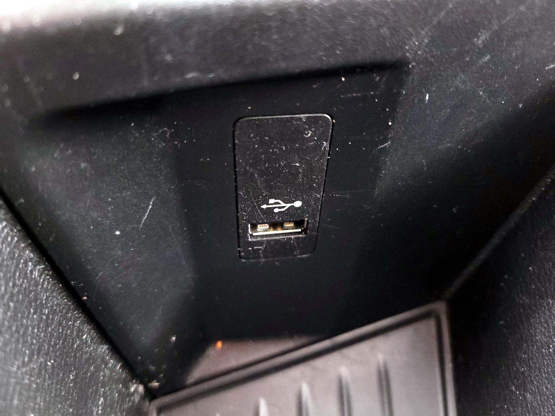 Thumbnail: 2018 BMW X2 - 19