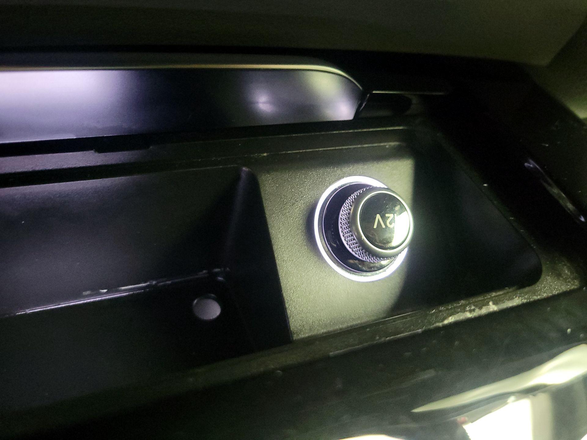 Thumbnail: 2018 Audi Q7 - 18