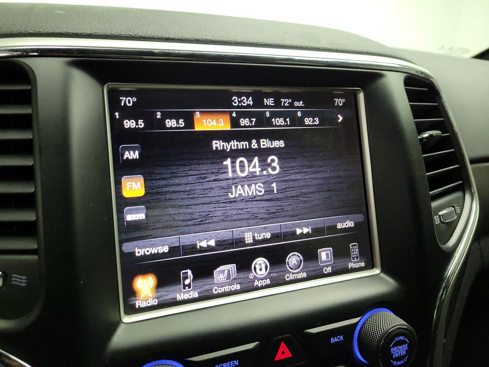 Thumbnail: 2015 Jeep Grand Cherokee - 14