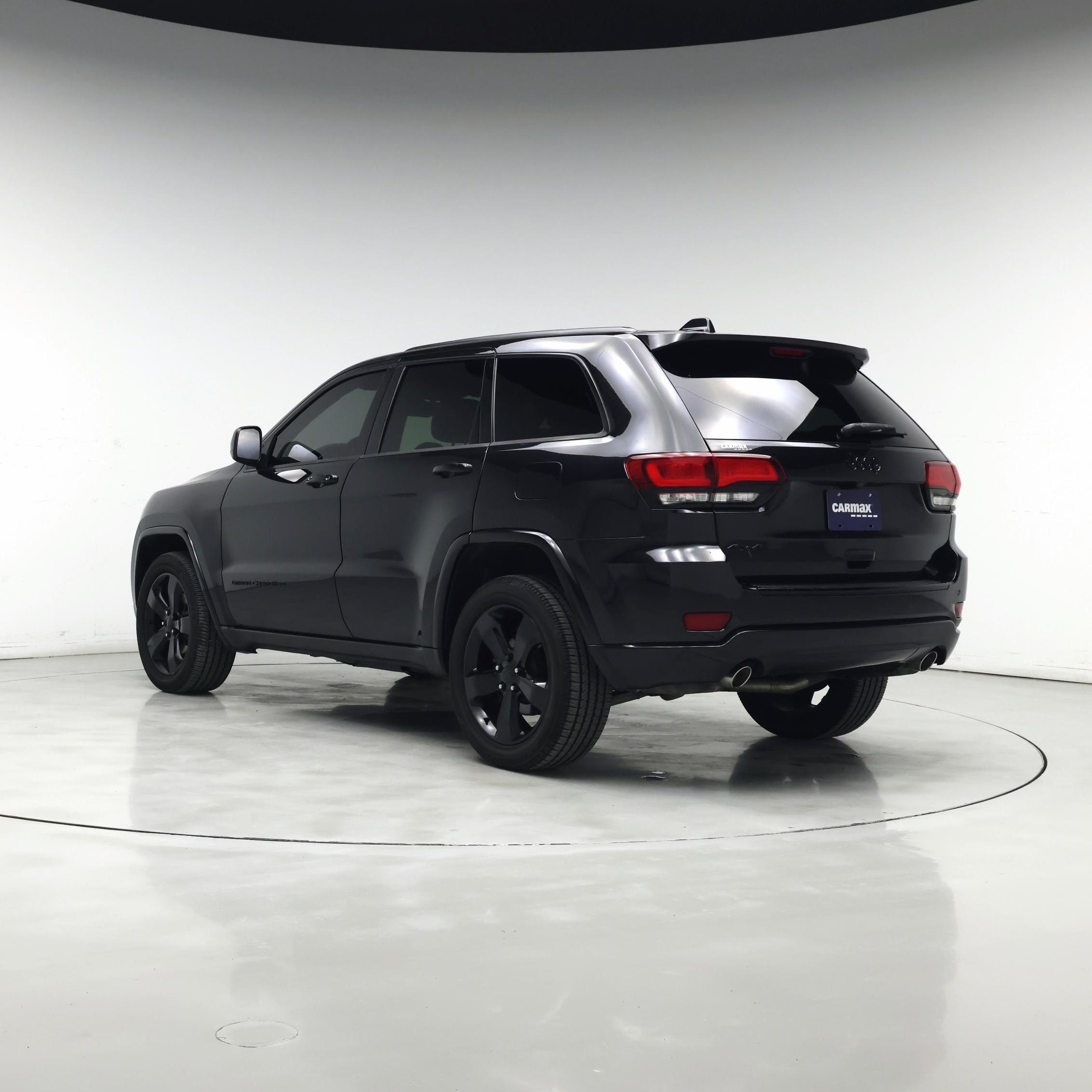 Thumbnail: 2015 Jeep Grand Cherokee - 2