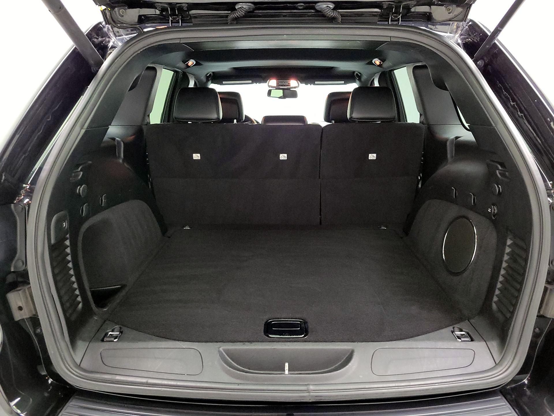 Thumbnail: 2015 Jeep Grand Cherokee - 19