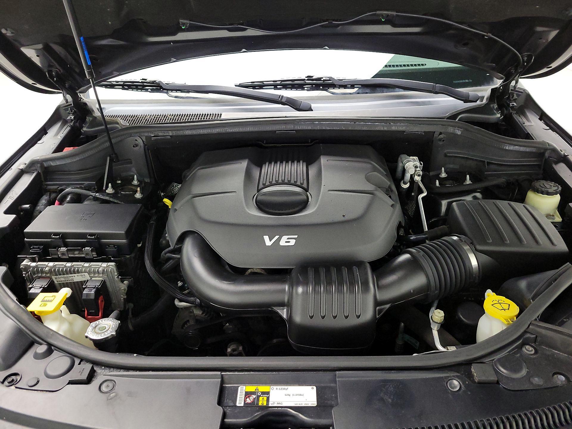 Thumbnail: 2015 Jeep Grand Cherokee - 20