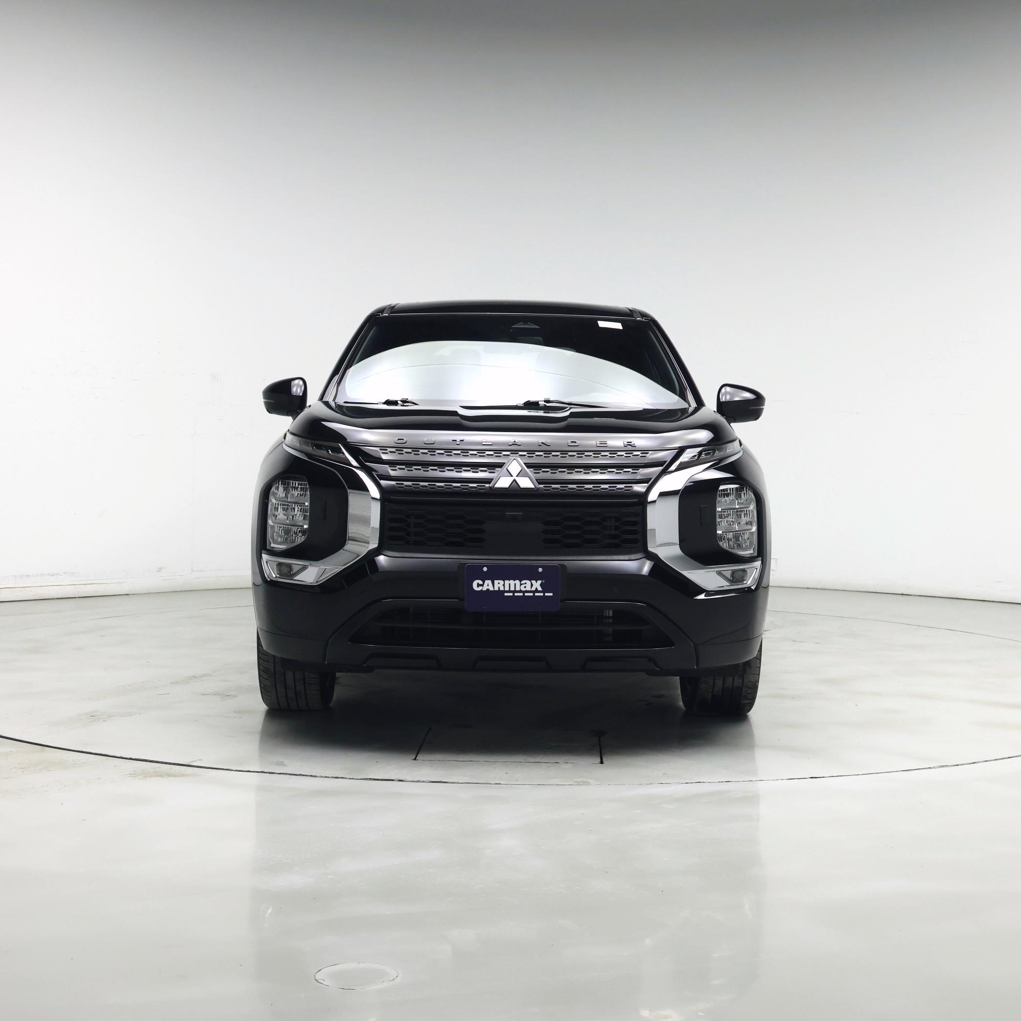 Thumbnail: 2023 Mitsubishi Outlander - 5