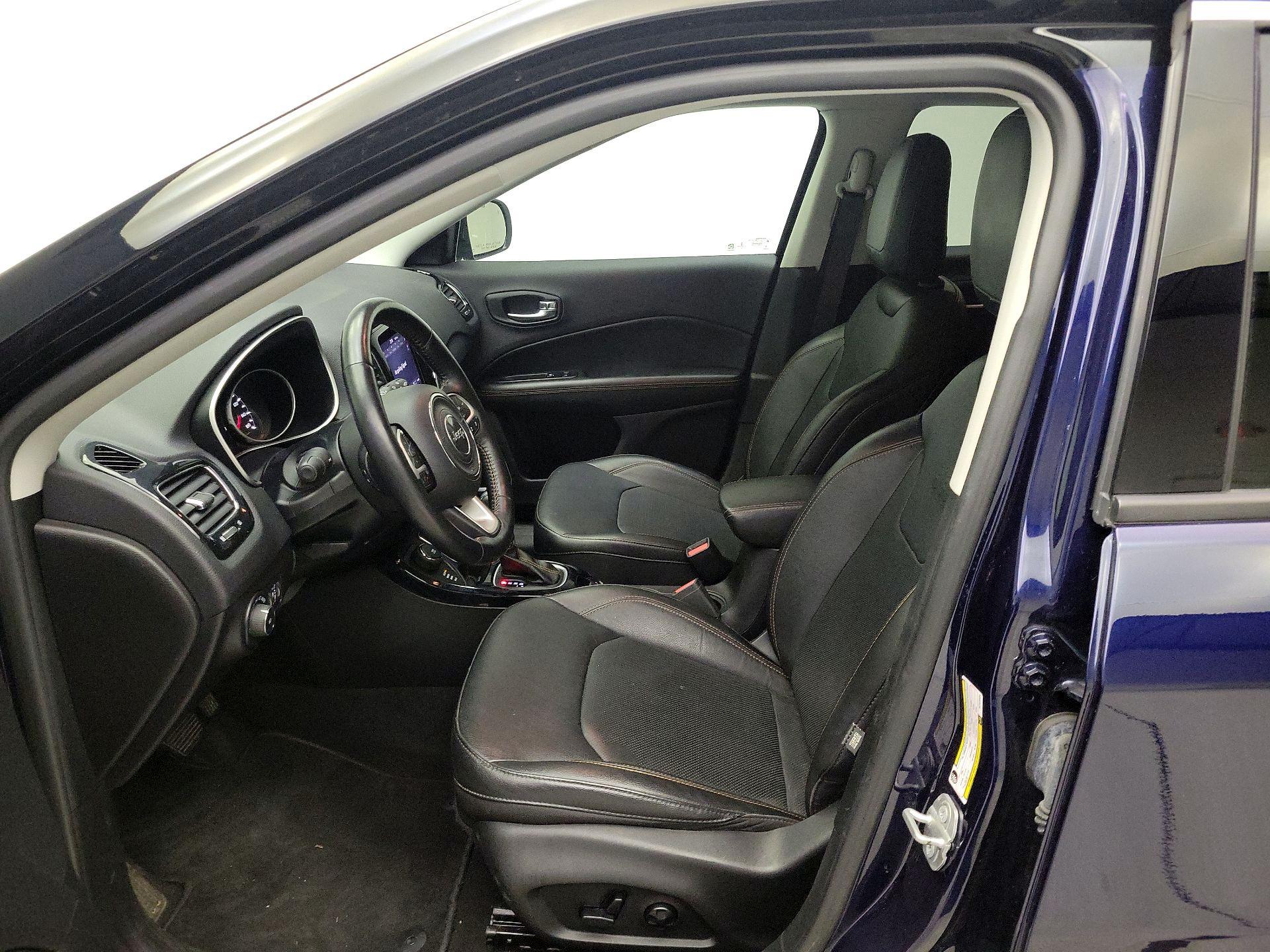 Thumbnail: 2021 Jeep Compass - 11