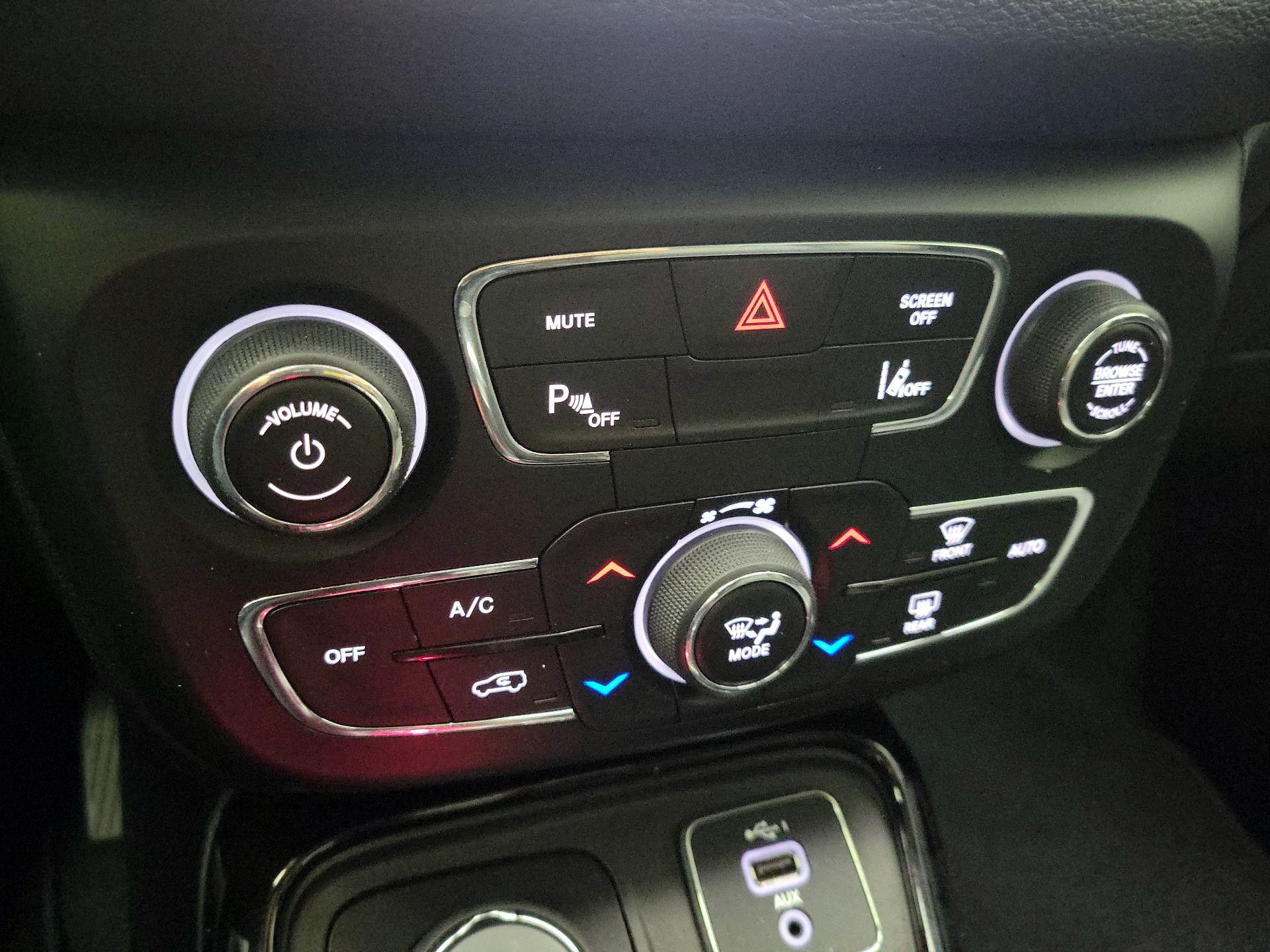 Thumbnail: 2021 Jeep Compass - 16