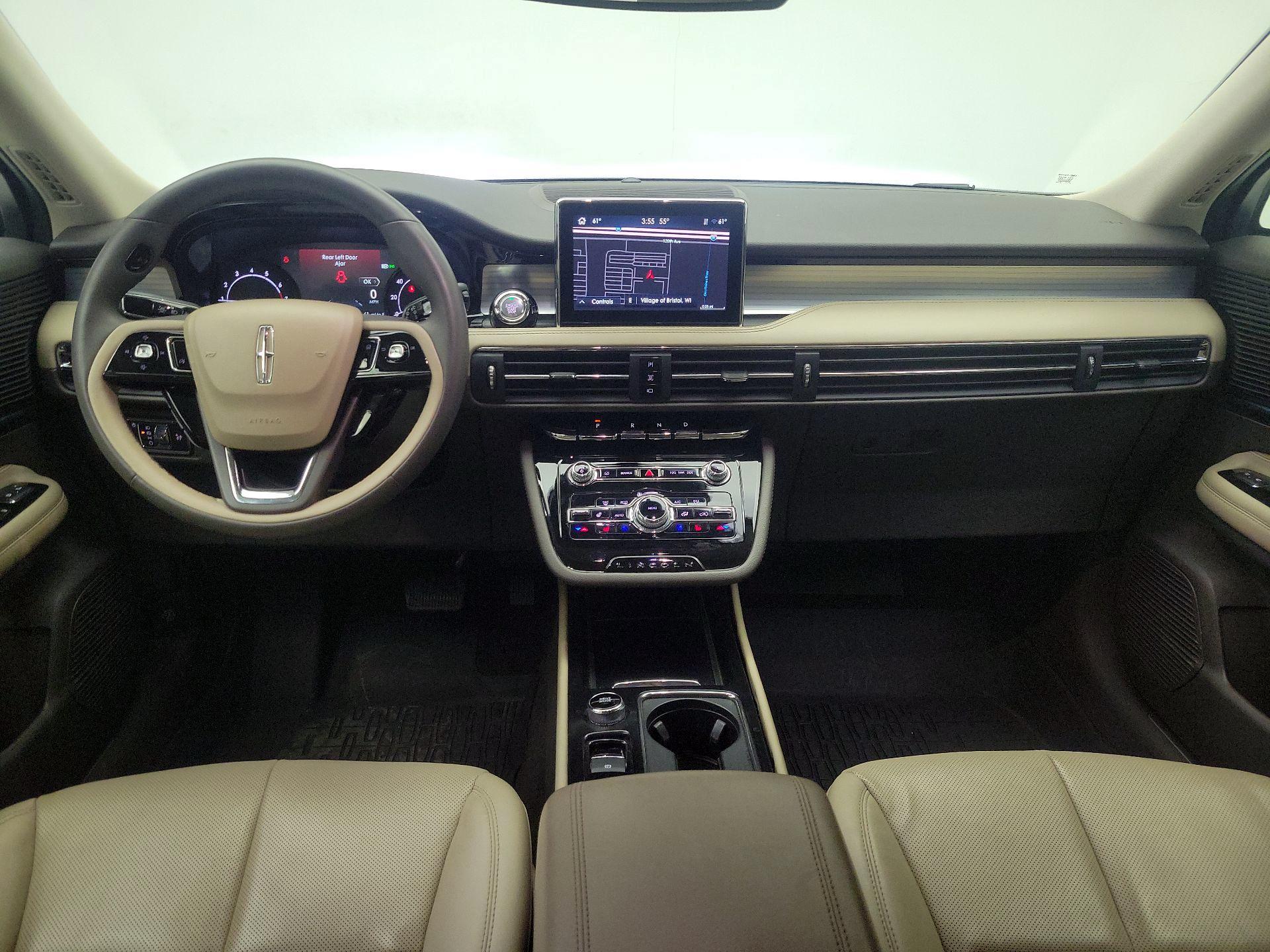 Thumbnail: 2022 Lincoln Corsair - 9