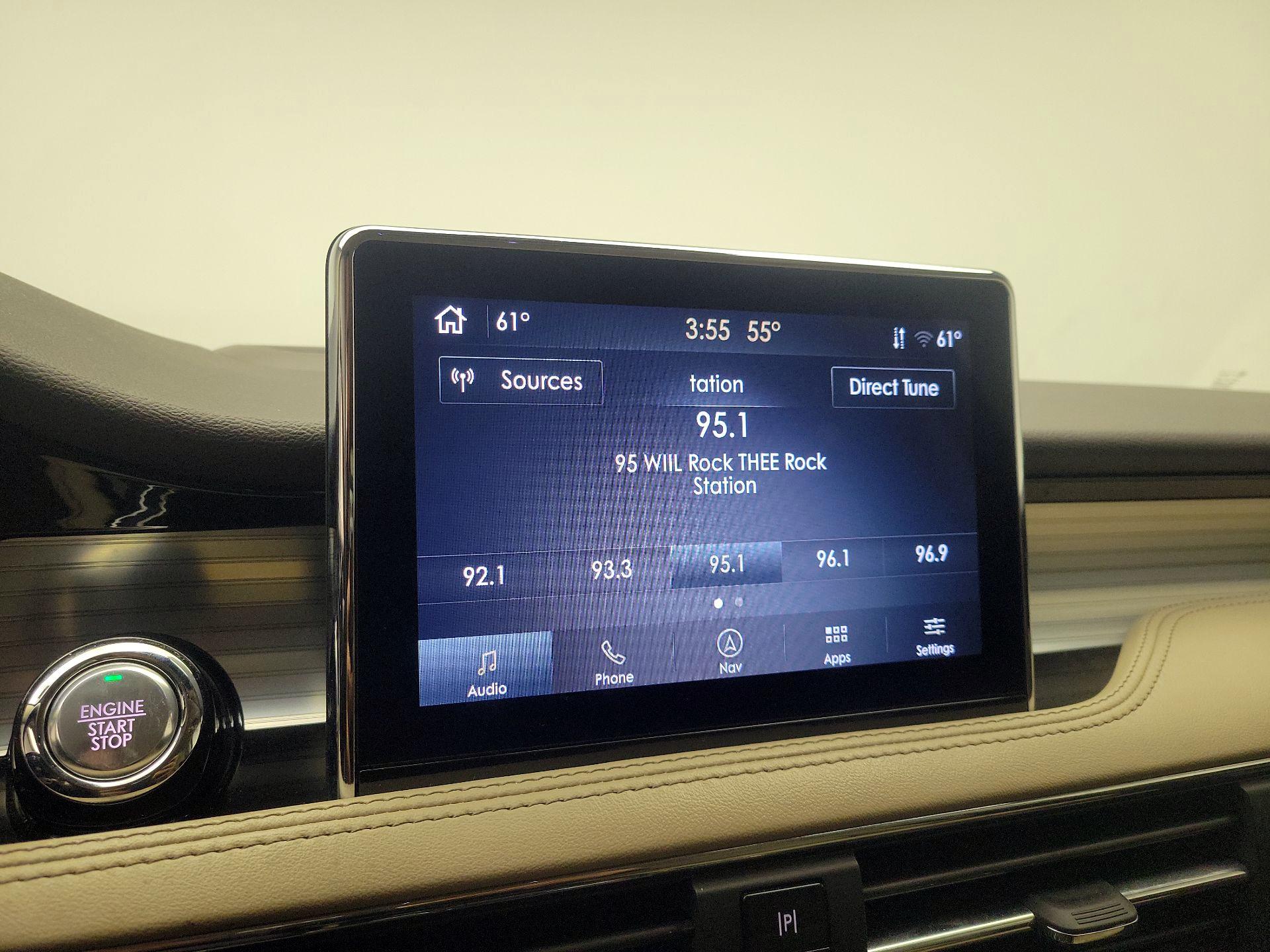 Thumbnail: 2022 Lincoln Corsair - 16