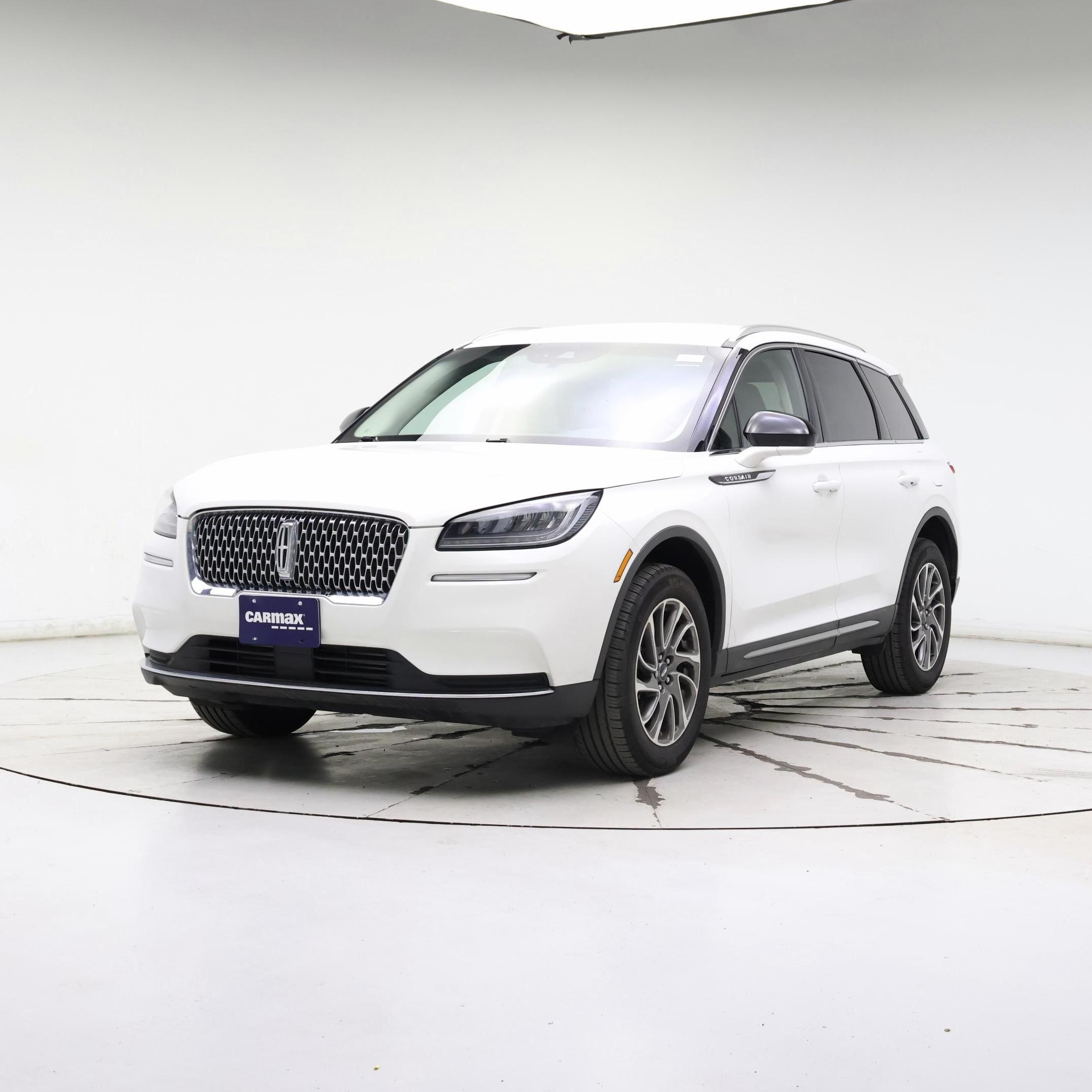 Thumbnail: 2022 Lincoln Corsair - 4