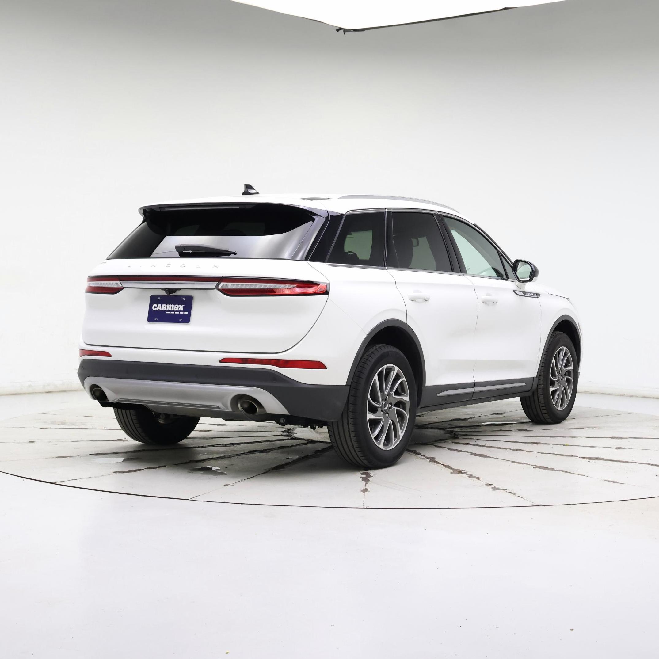 Thumbnail: 2022 Lincoln Corsair - 8