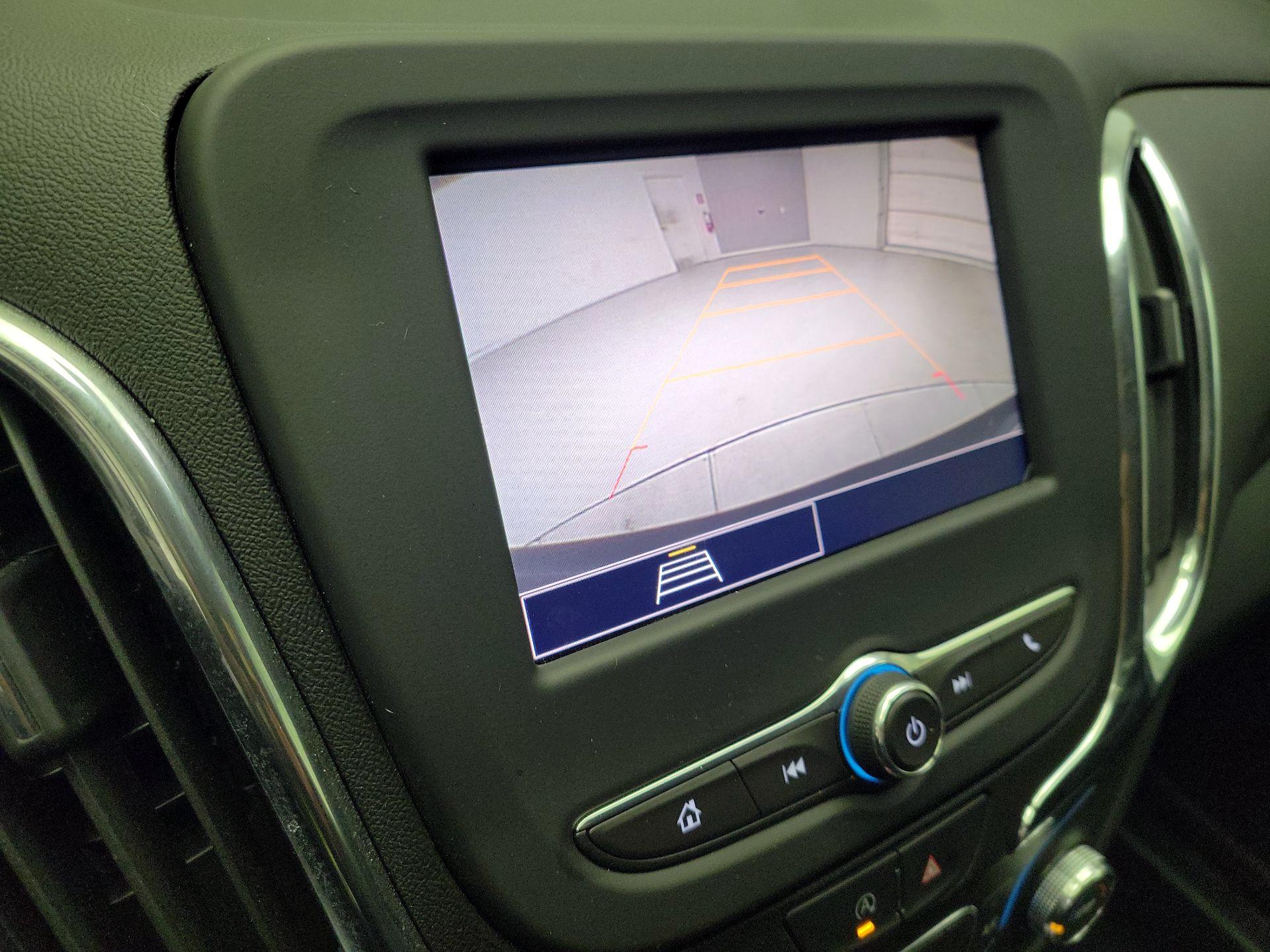 Thumbnail: 2022 Chevrolet Equinox - 14